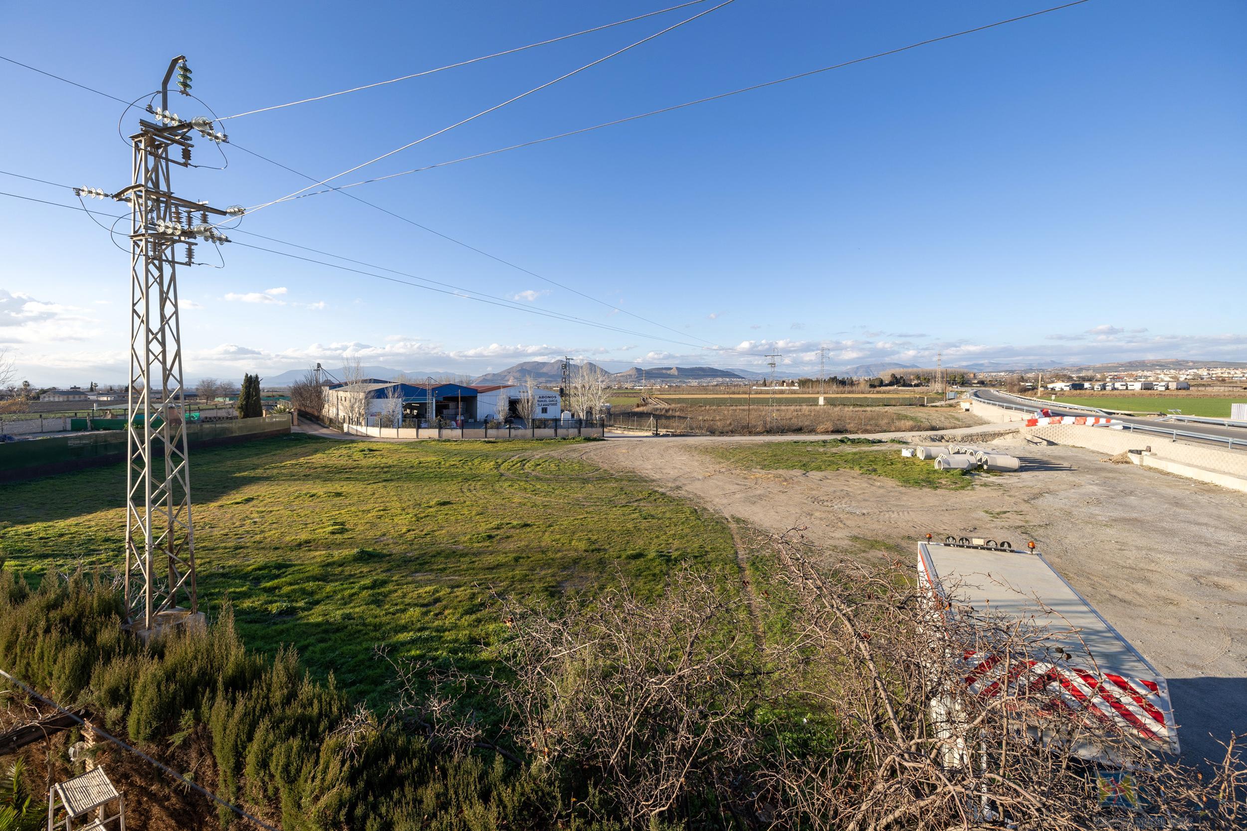 For sale of commercial in Granada