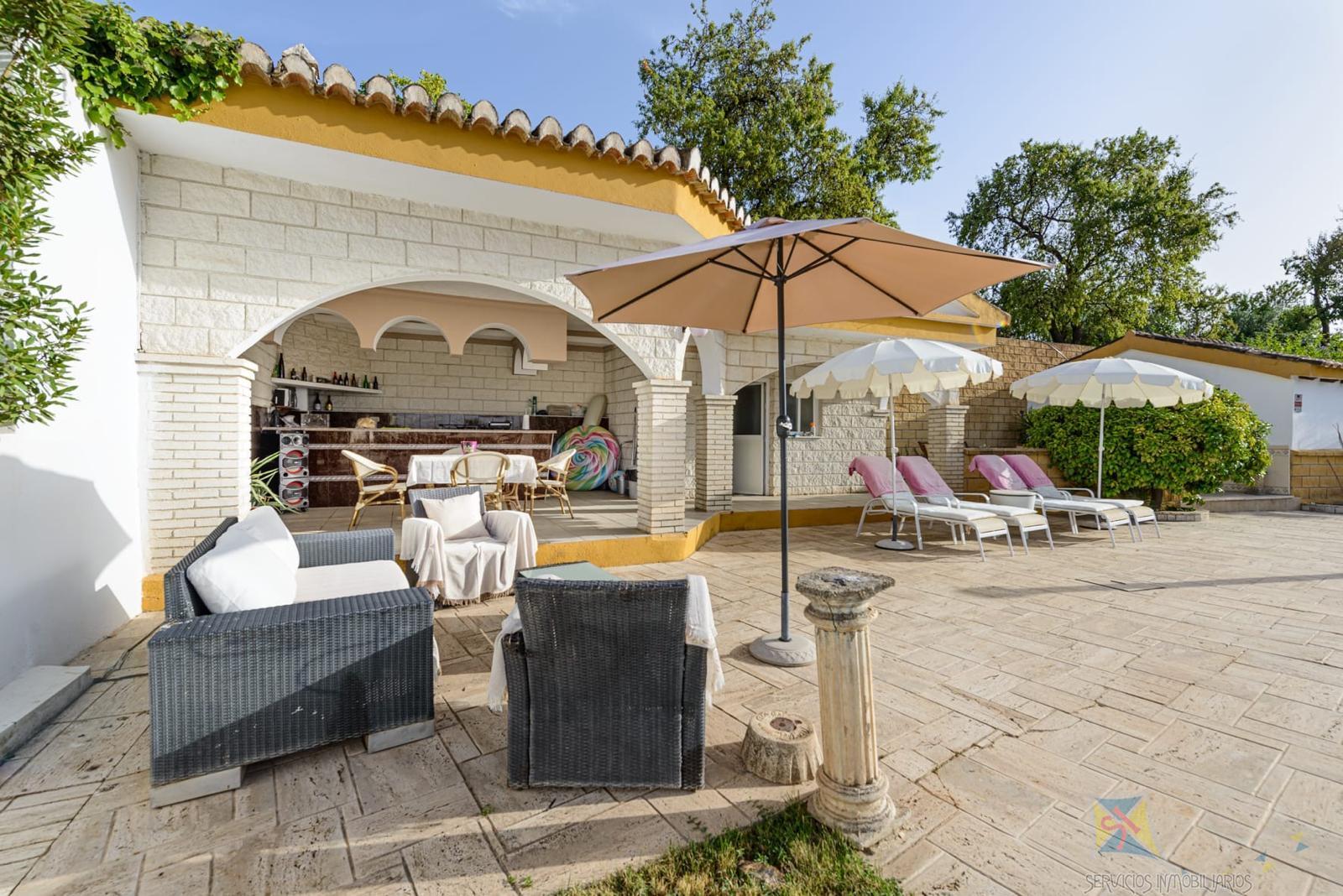 Venta de villa en Ogijares