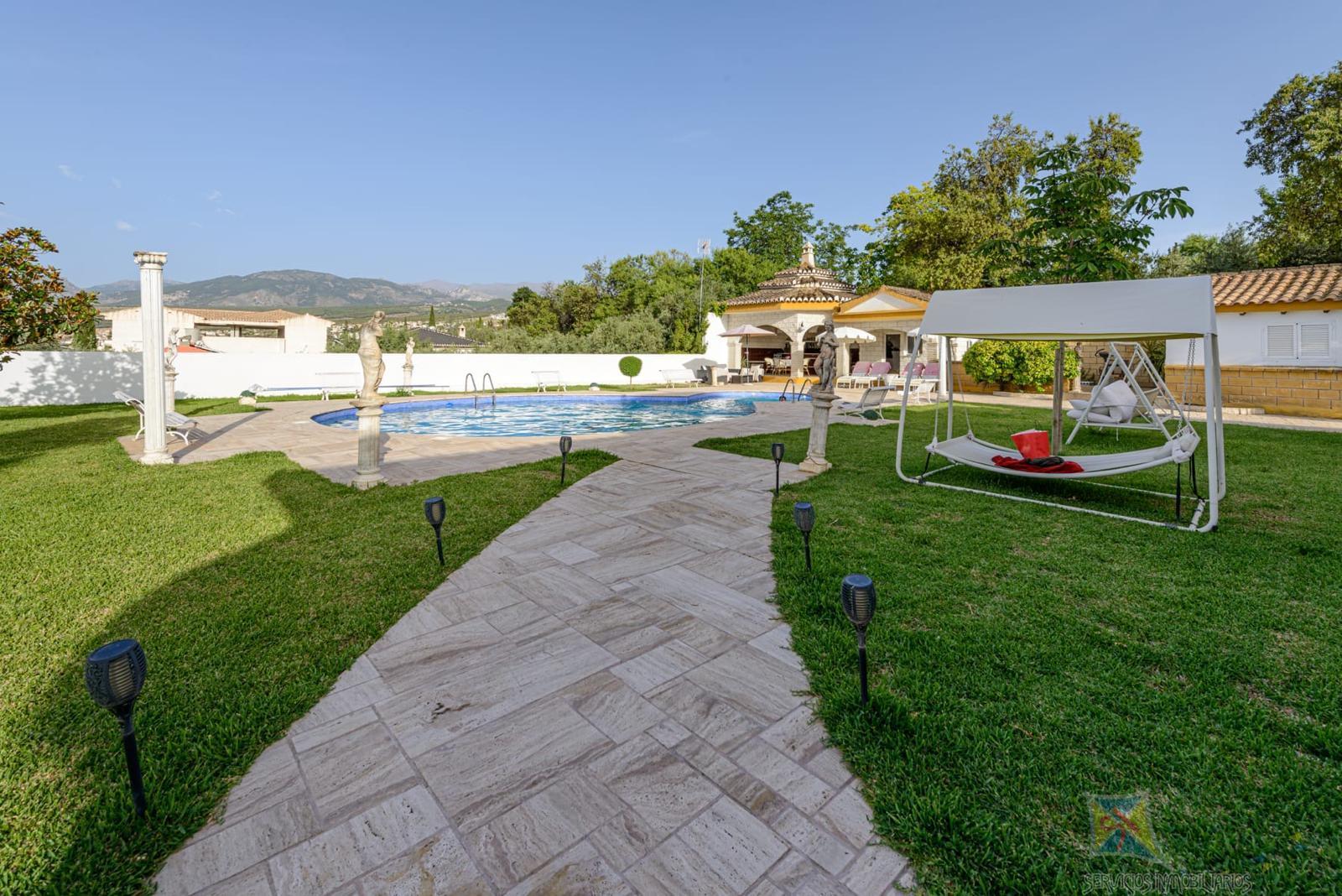 Venta de villa en Ogijares