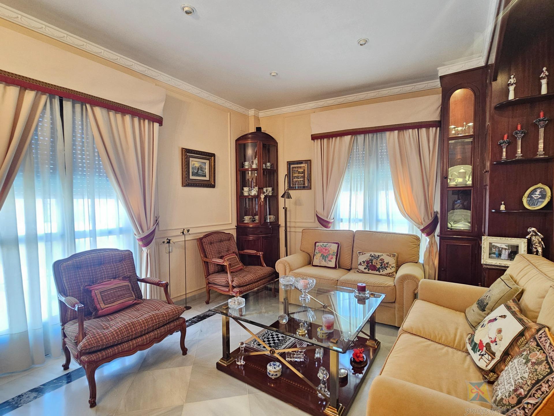 Venta de casa en Coria del Rio