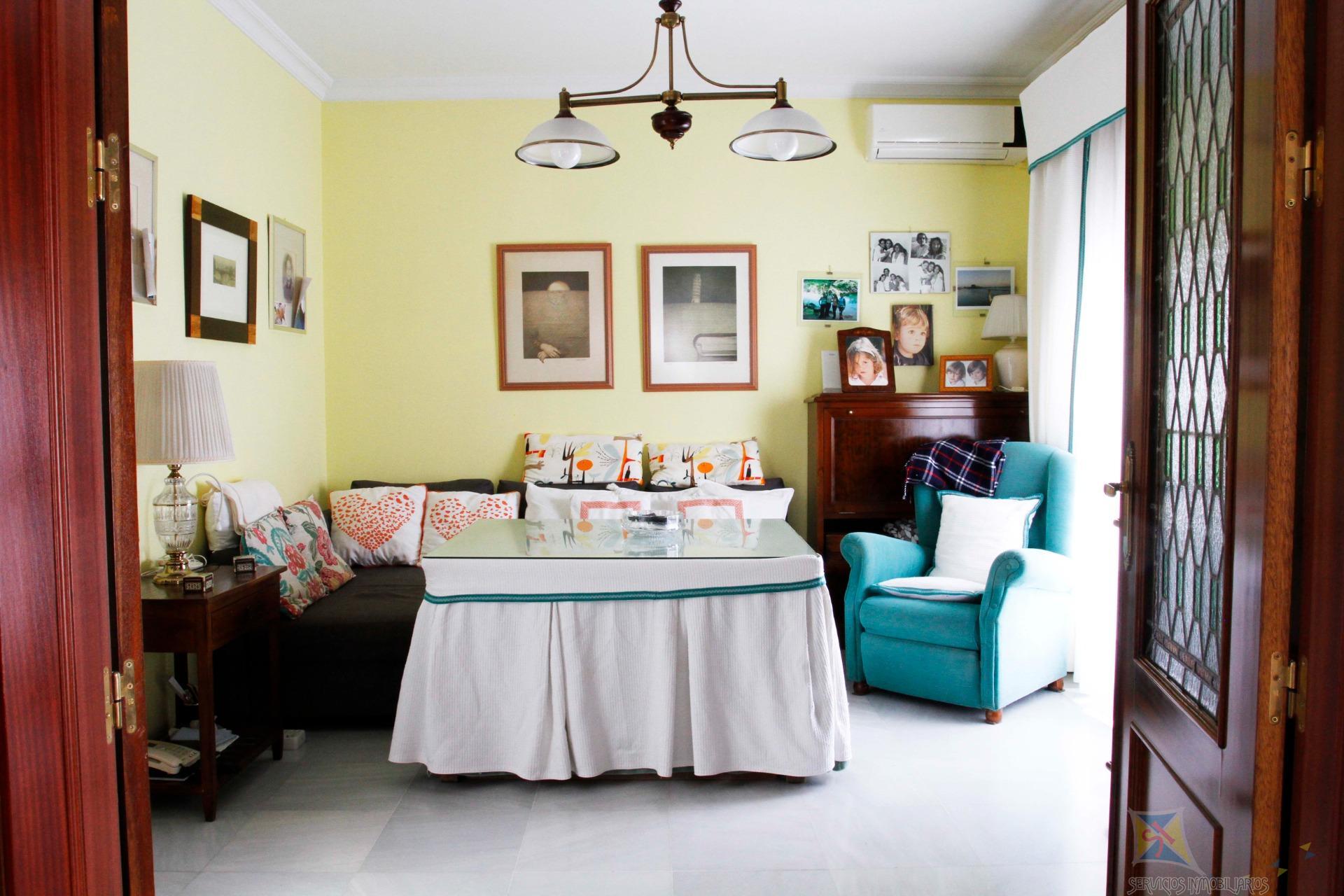 For sale of house in Coria del Rio