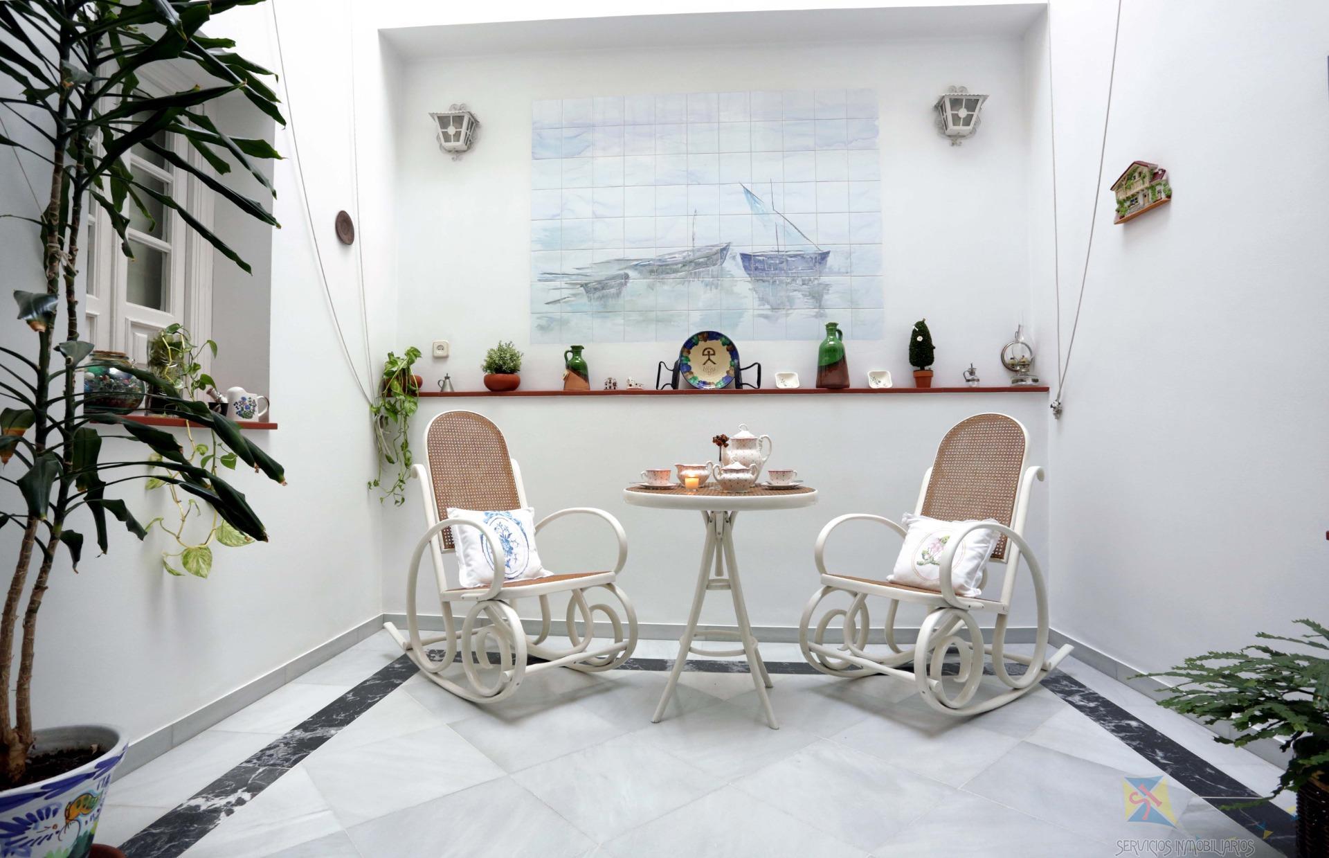 For sale of house in Coria del Rio