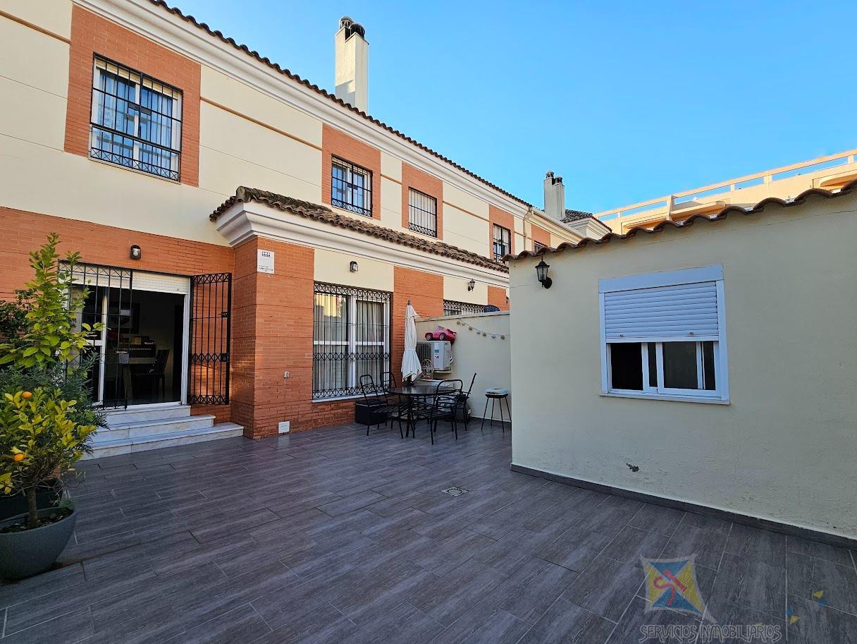 For sale of house in San Juan de Aznalfarache