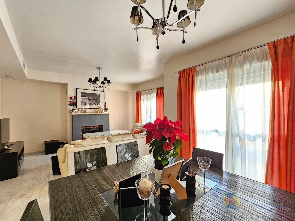 Venta de casa en San Juan de Aznalfarache