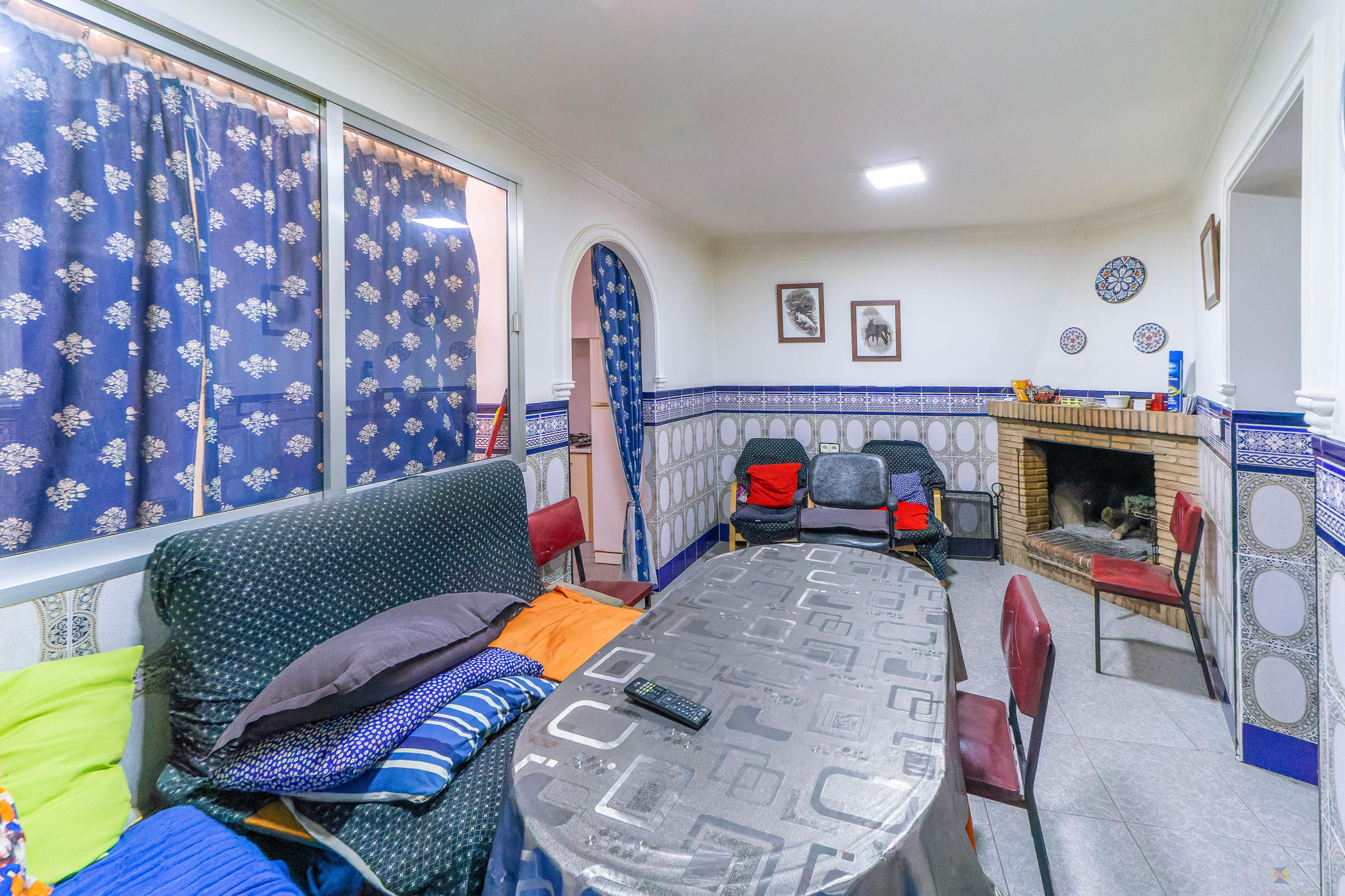 For sale of house in Las Navas de la Concepcion