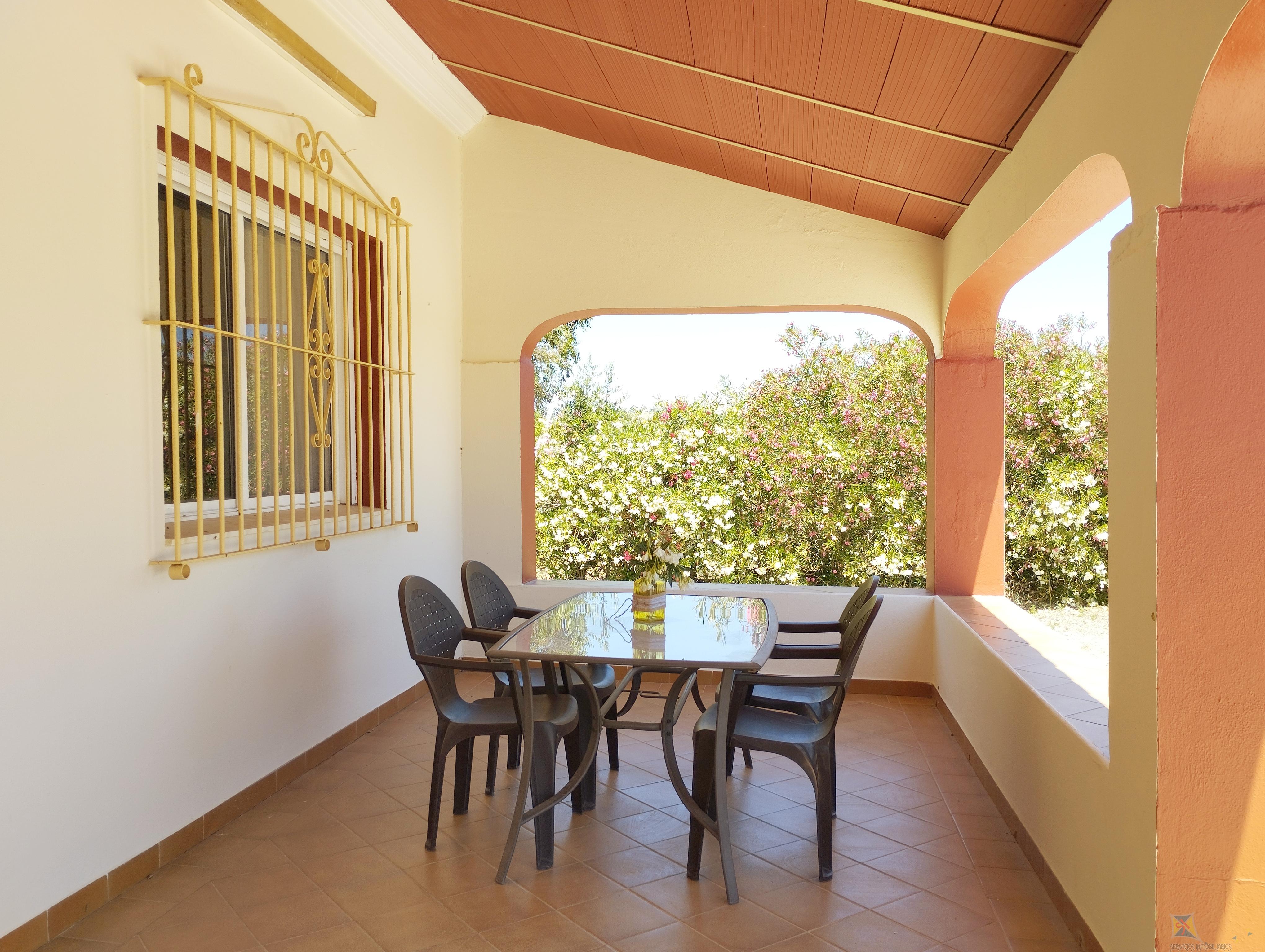 For sale of farmhouse in la Palma del Condado