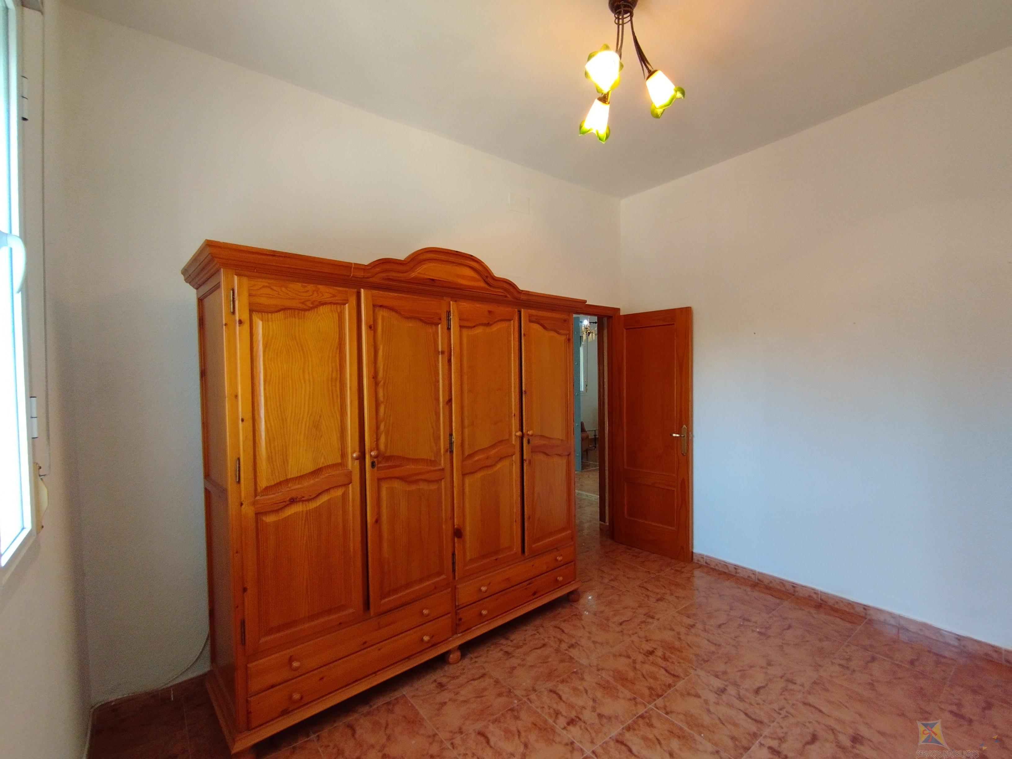 For sale of farmhouse in Hinojos