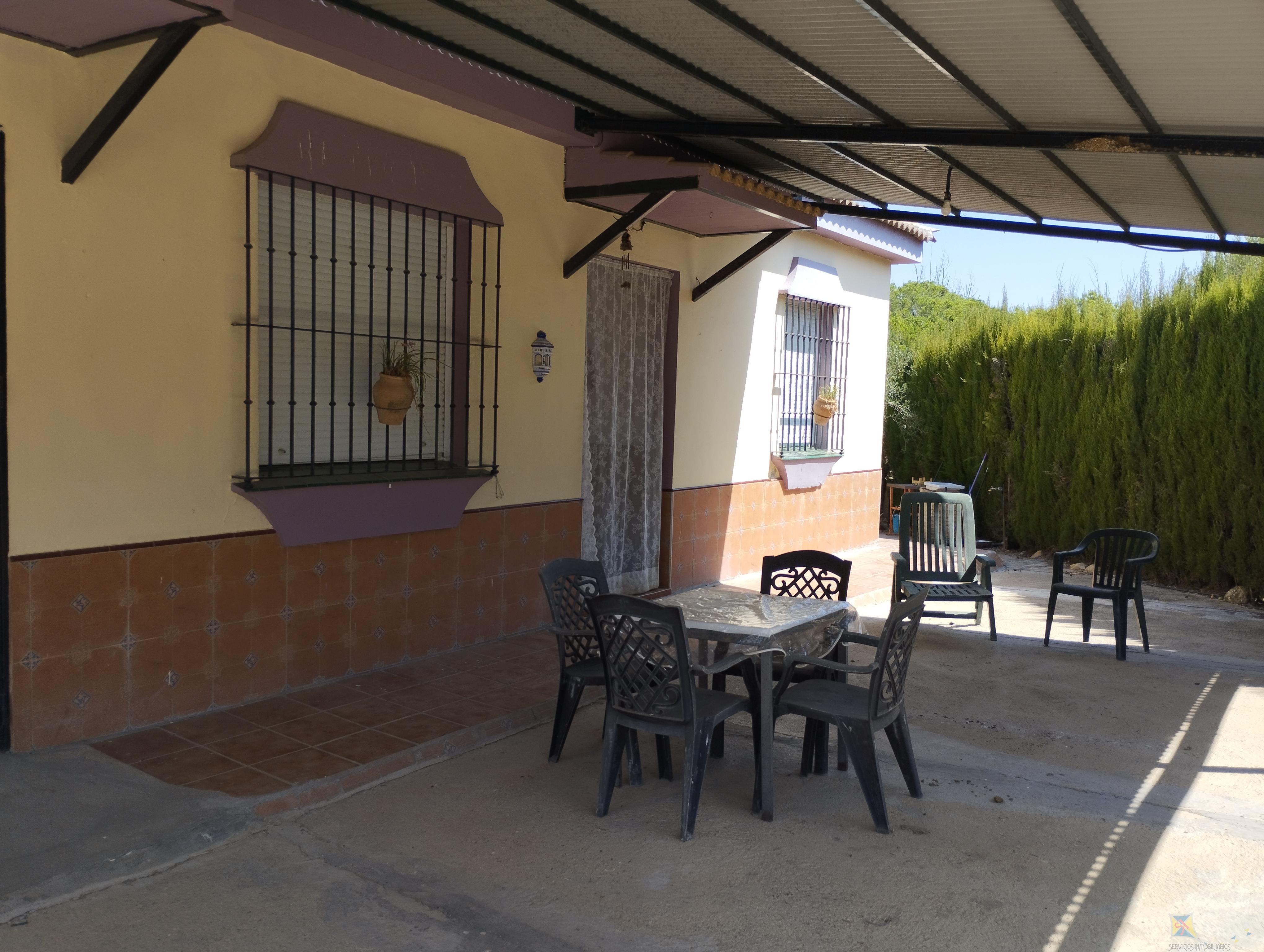 For sale of farmhouse in Hinojos