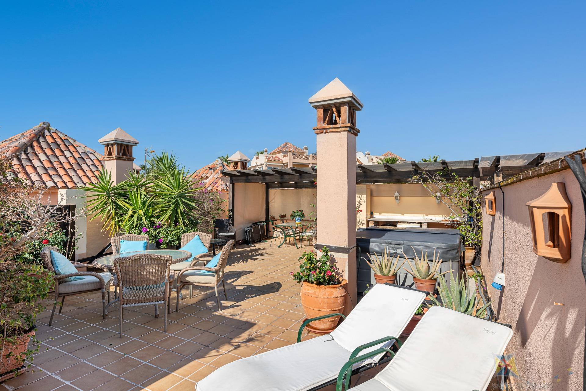 For sale of duplex in Mijas