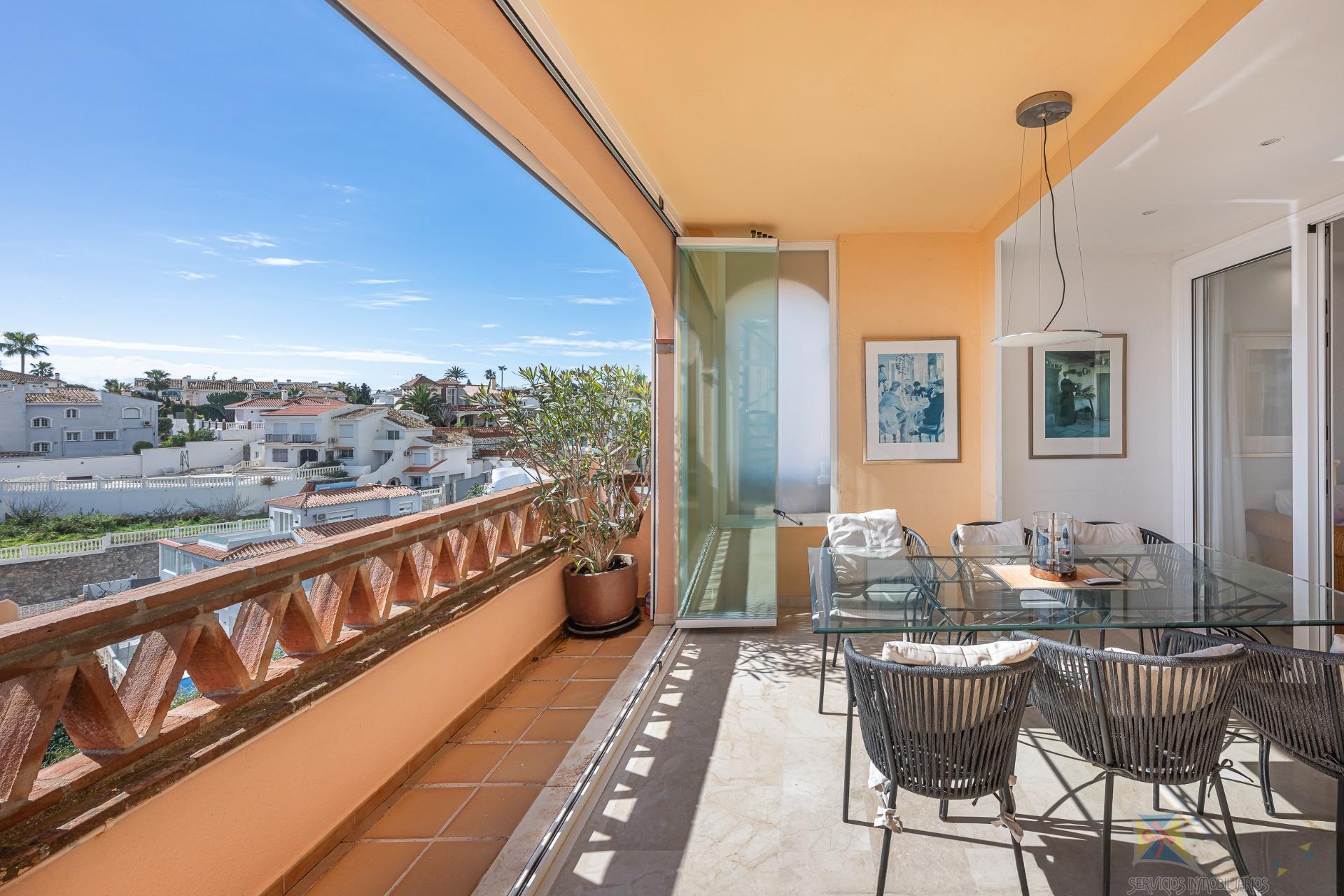 For sale of duplex in Mijas