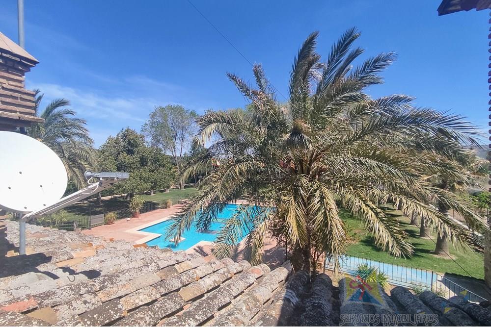 For sale of farmhouse in Antequera