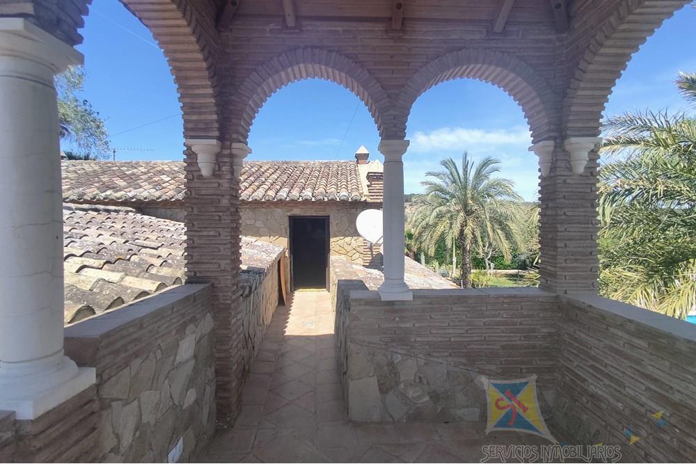For sale of farmhouse in Antequera