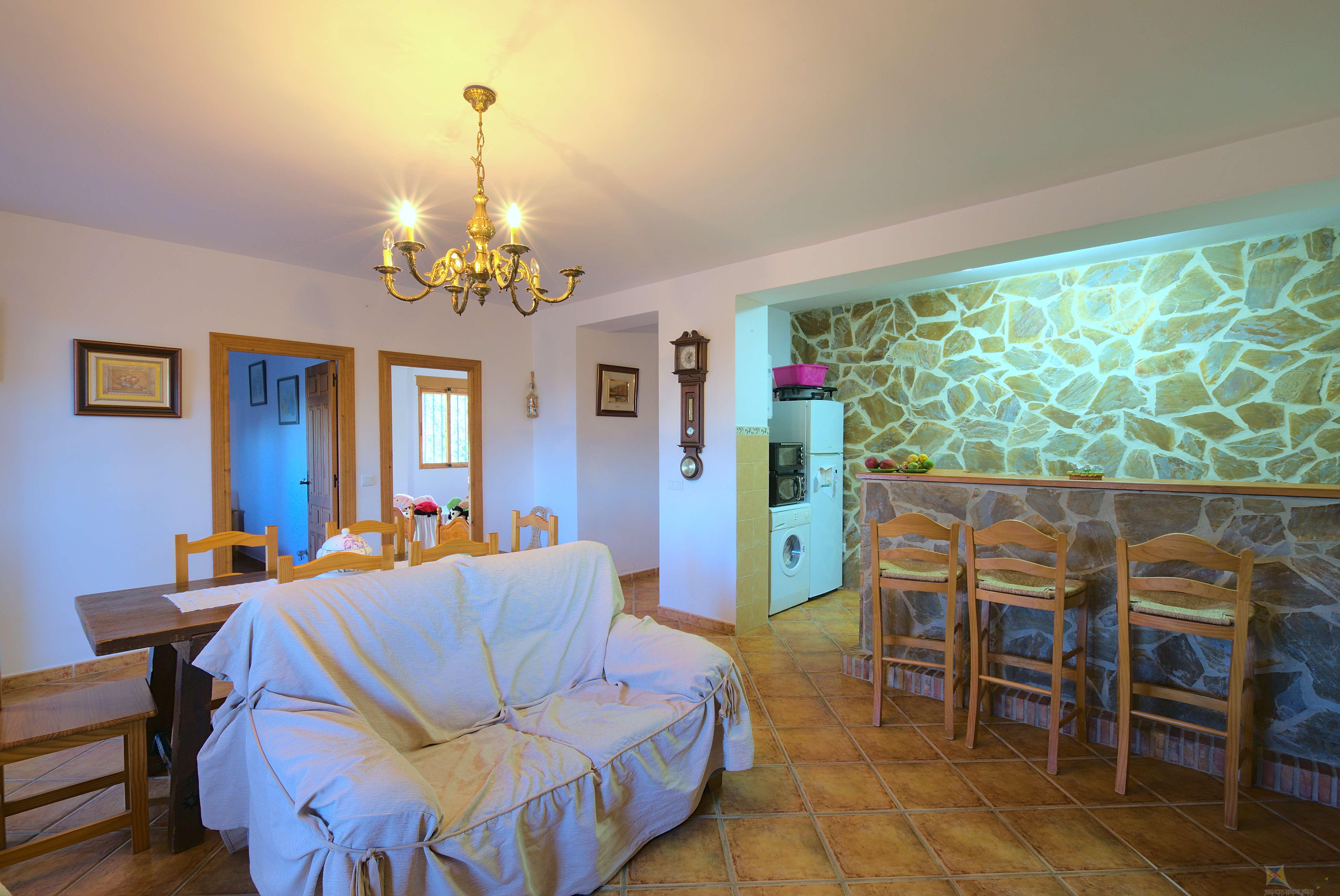 For sale of villa in Comares