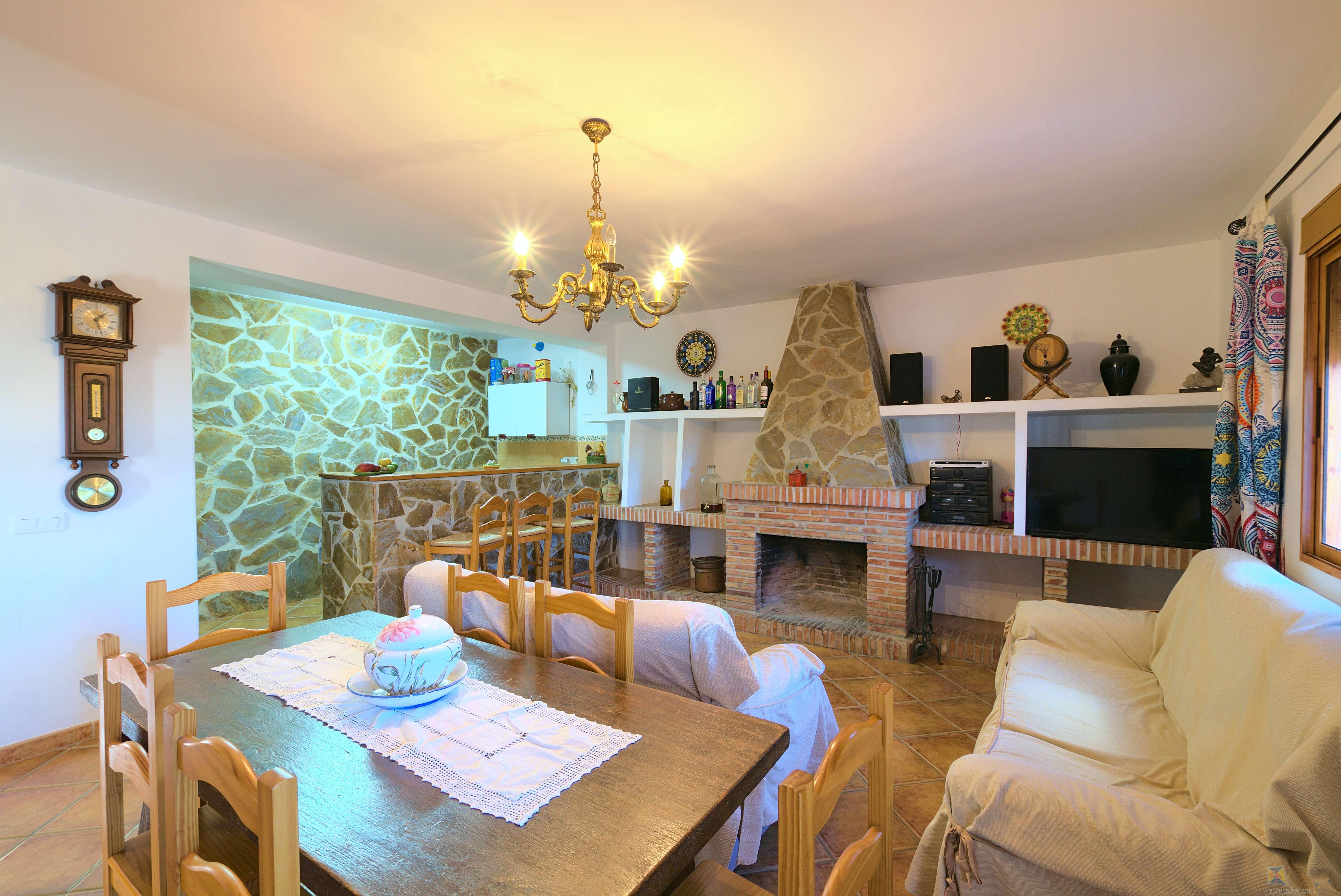 For sale of villa in Comares