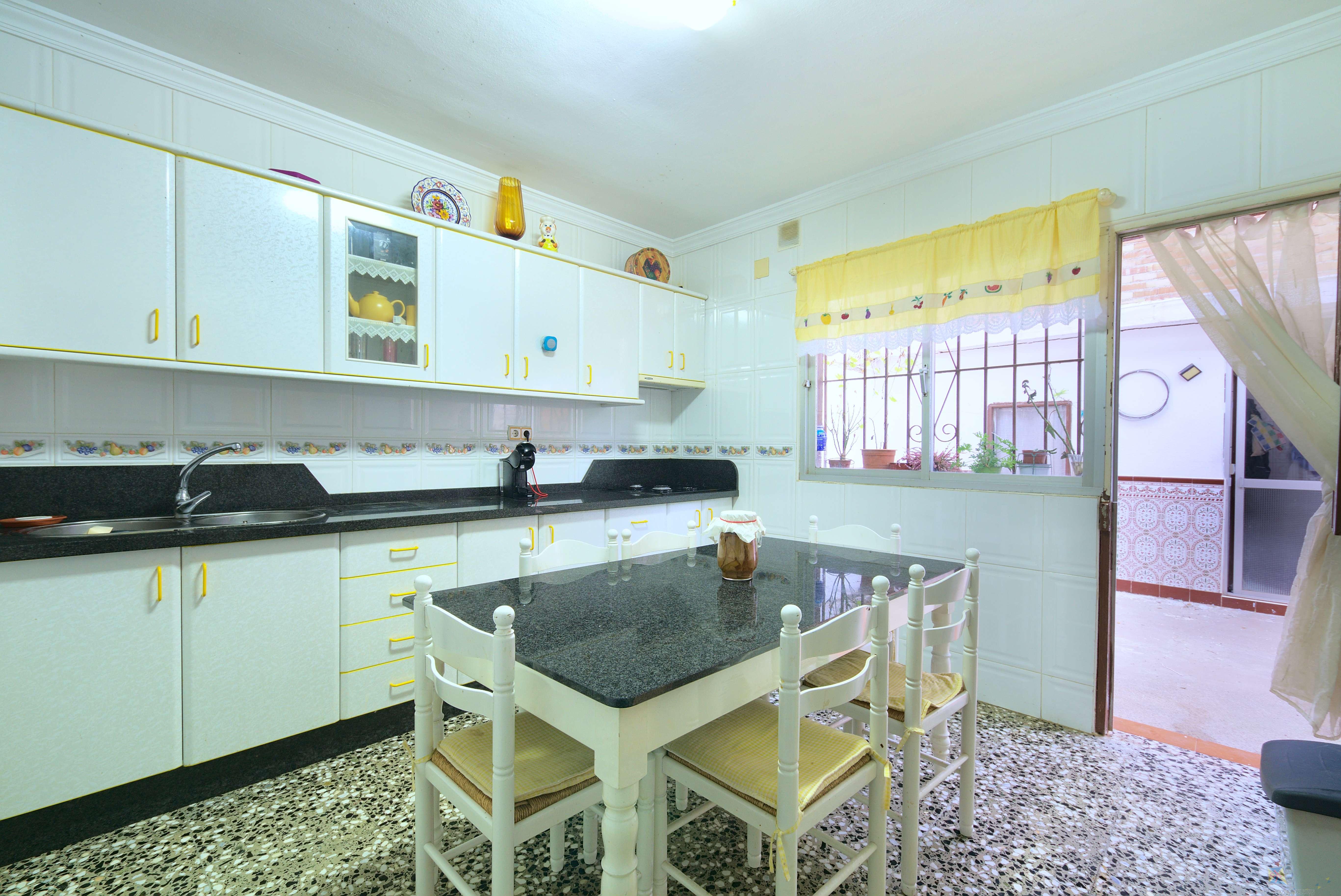 For sale of house in Vélez - Málaga