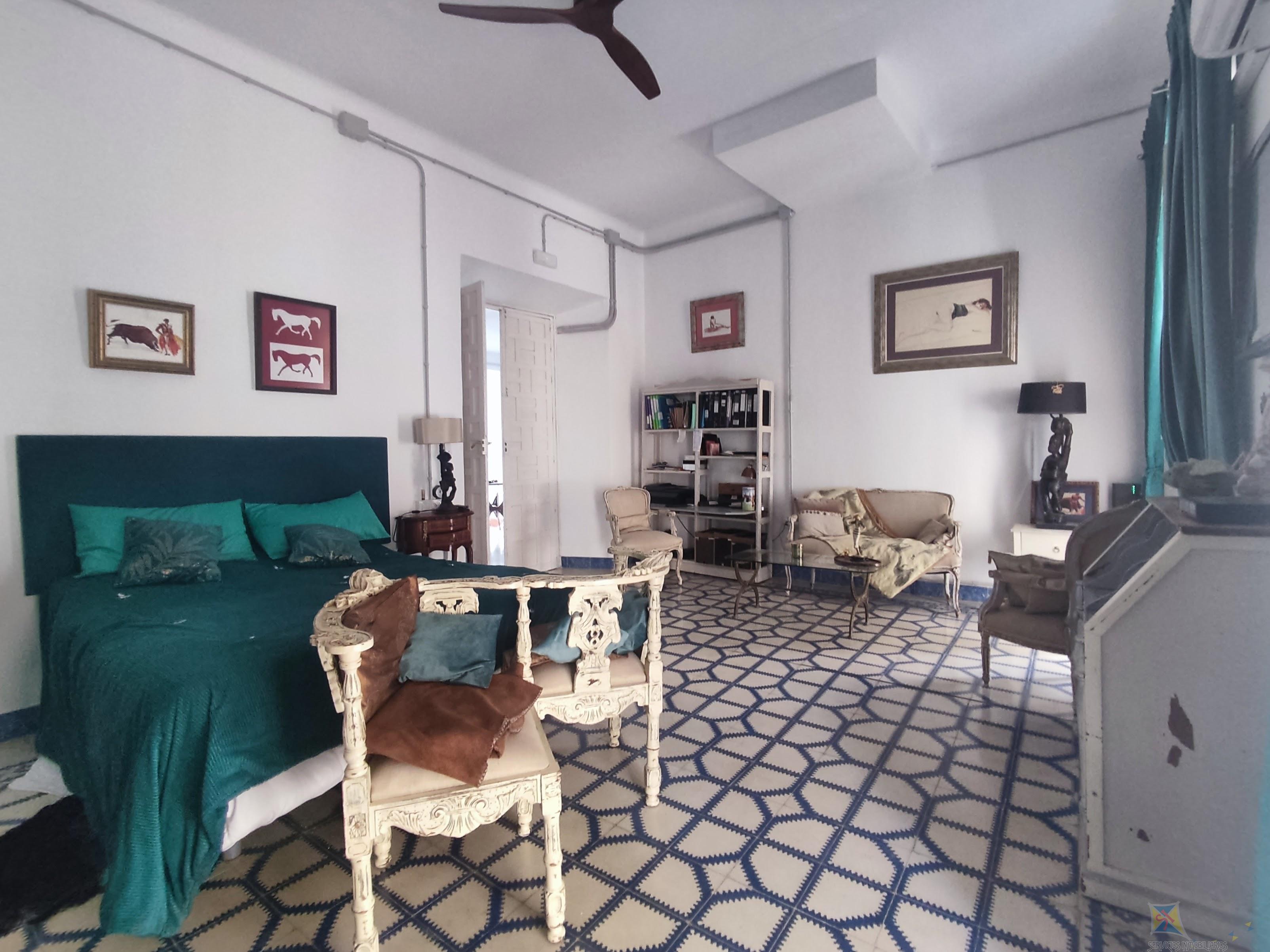 For sale of villa in Archidona