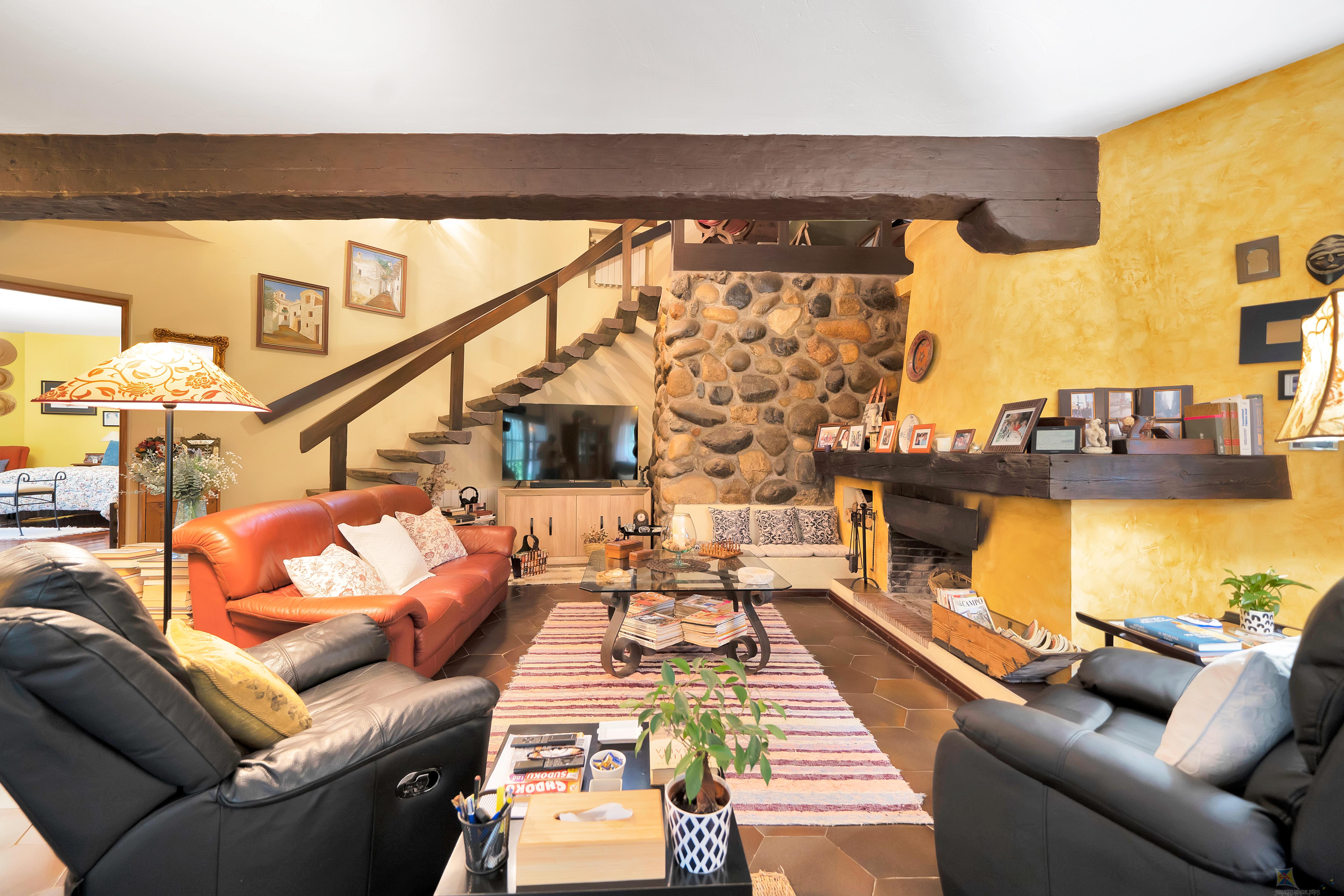 For sale of villa in Mijas