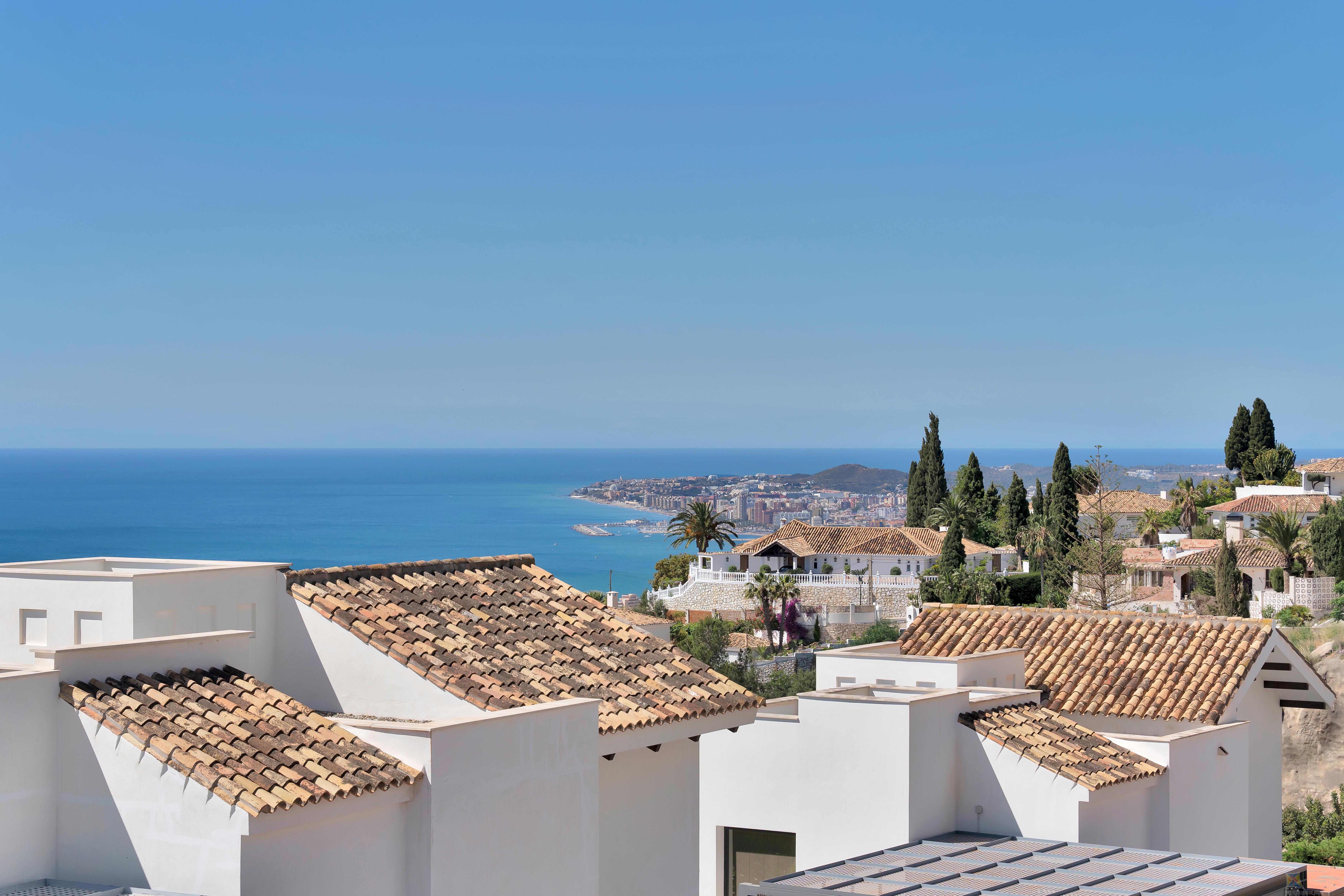 For sale of apartment in Benalmádena
