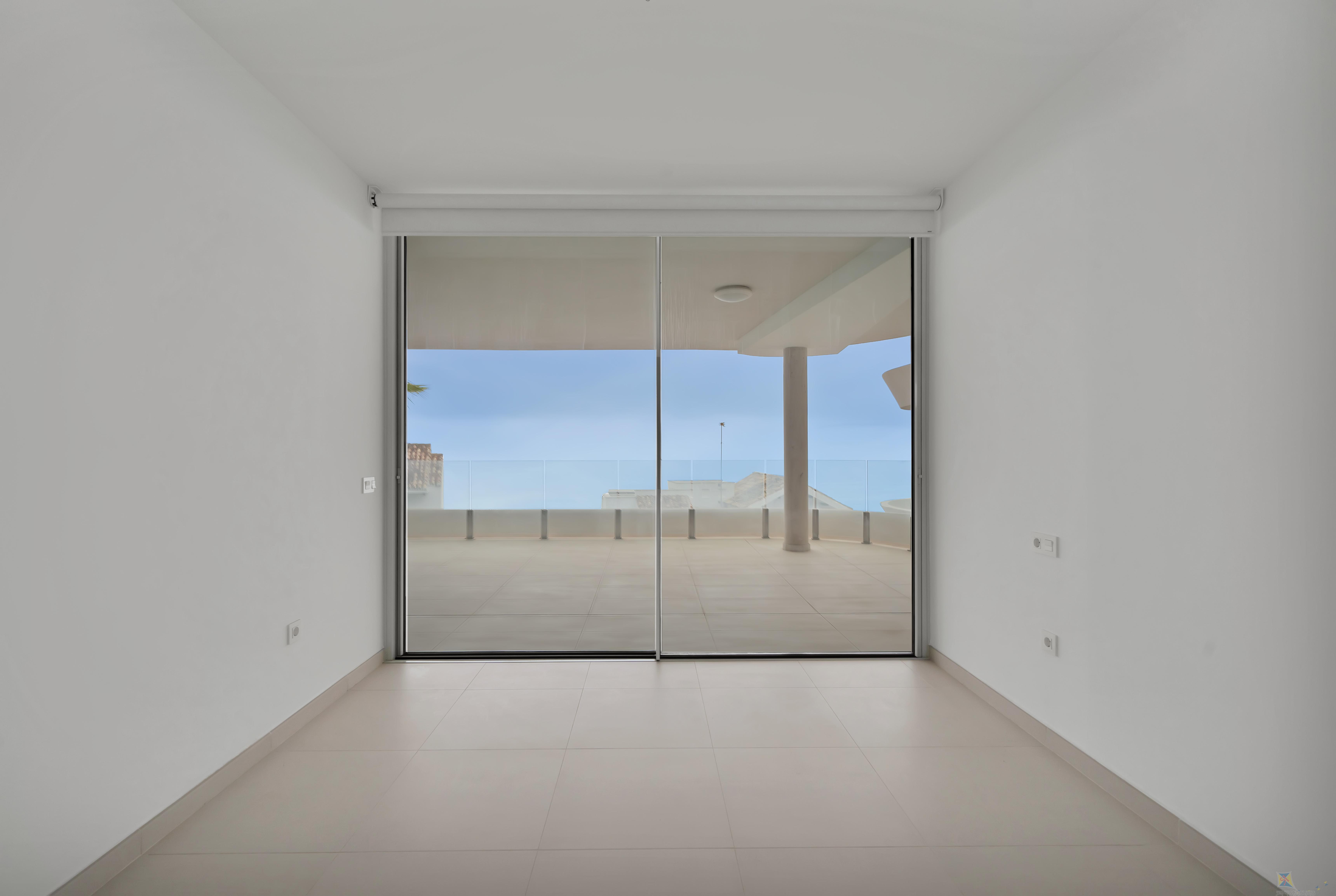 For sale of apartment in Benalmádena