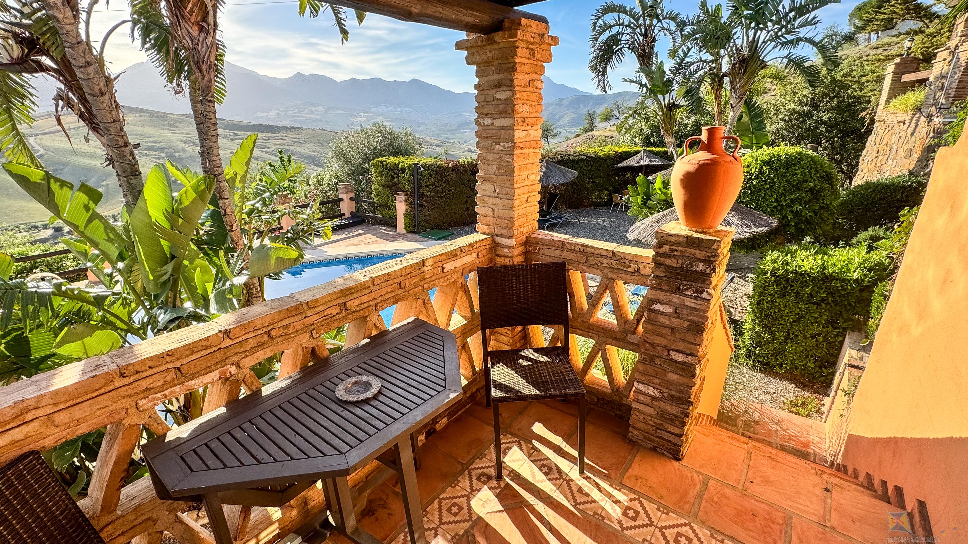 For sale of villa in Cártama
