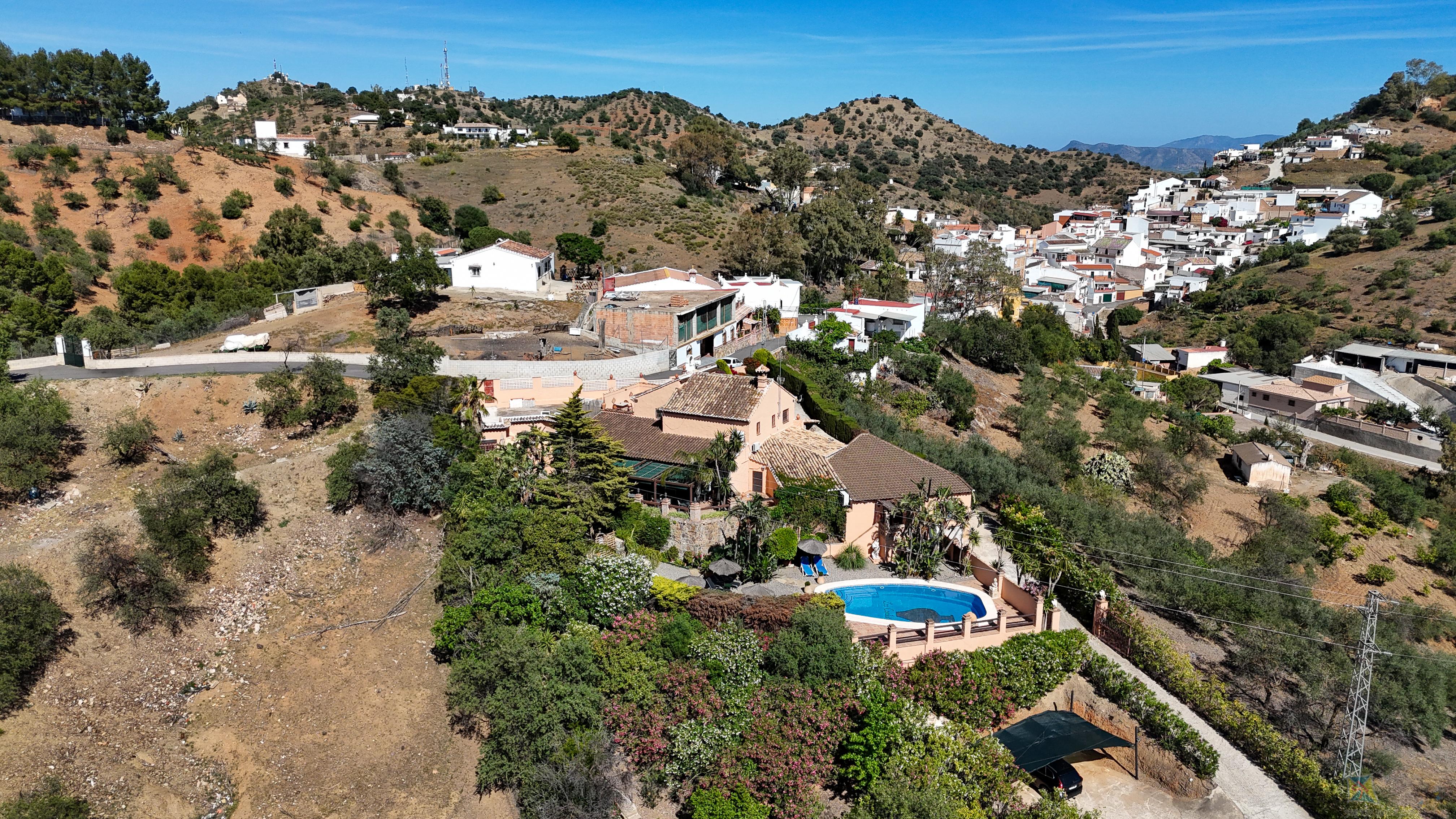 For sale of villa in Cártama