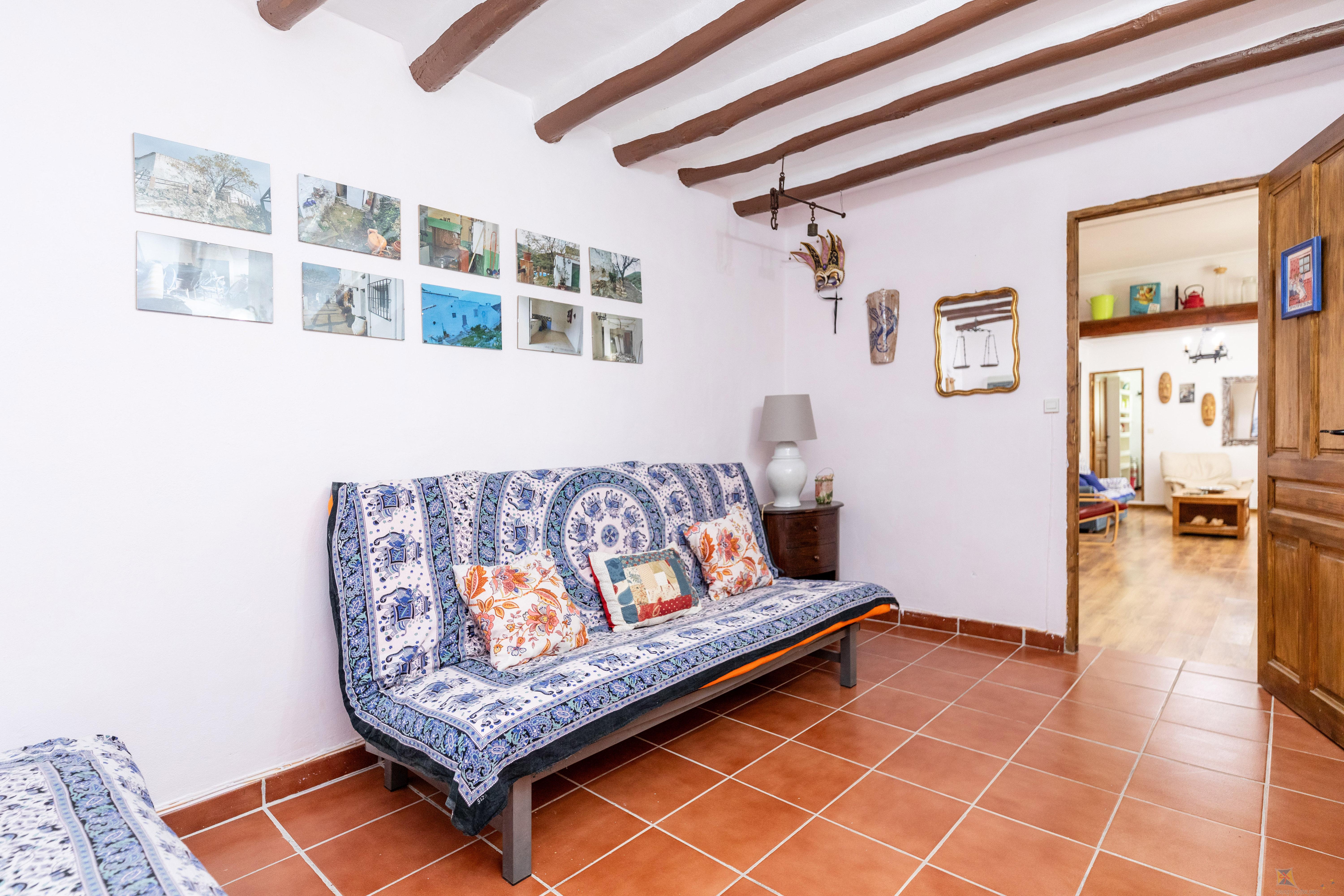 For sale of farmhouse in Cuevas de San Marcos