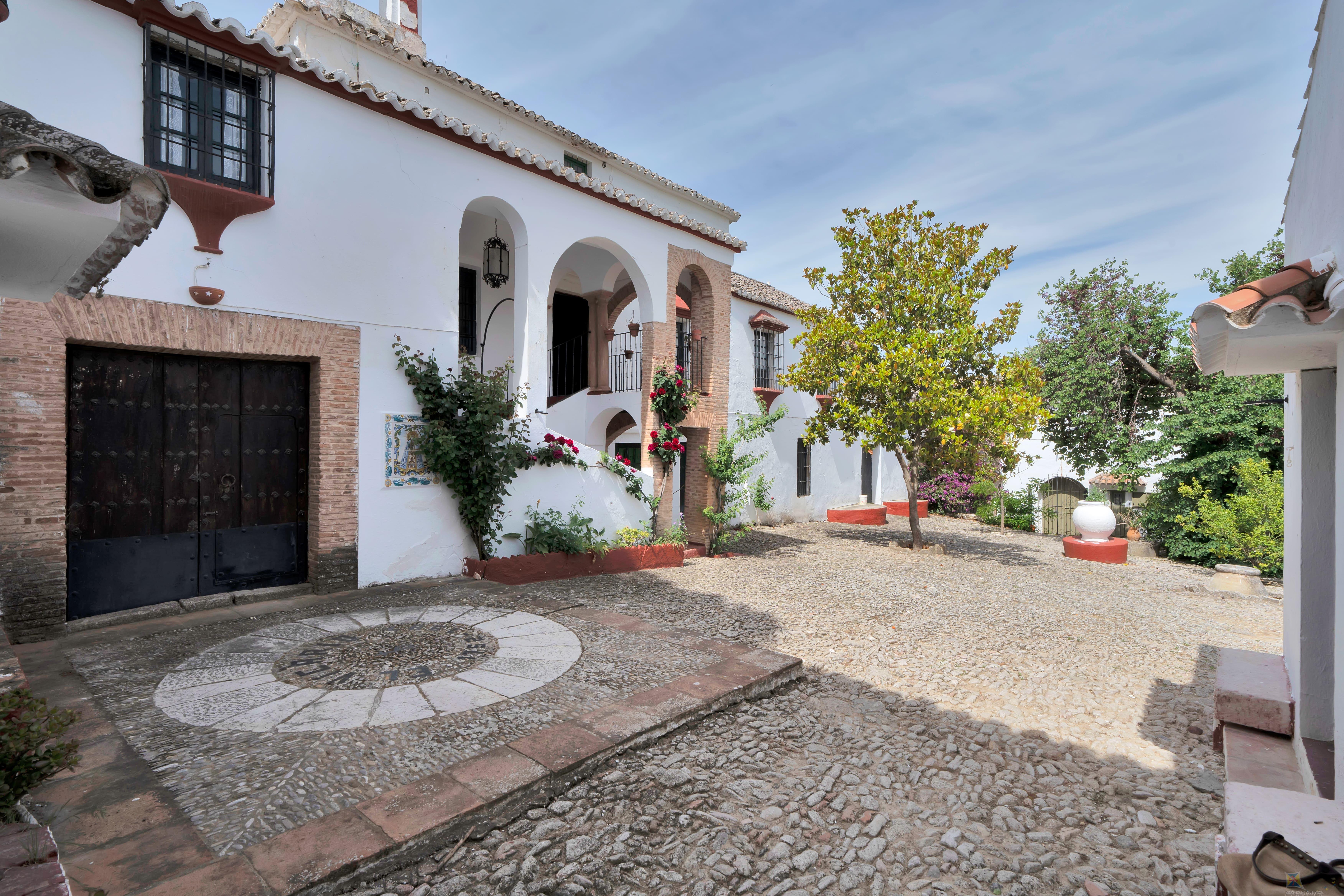 Venta de cortijo en Ronda