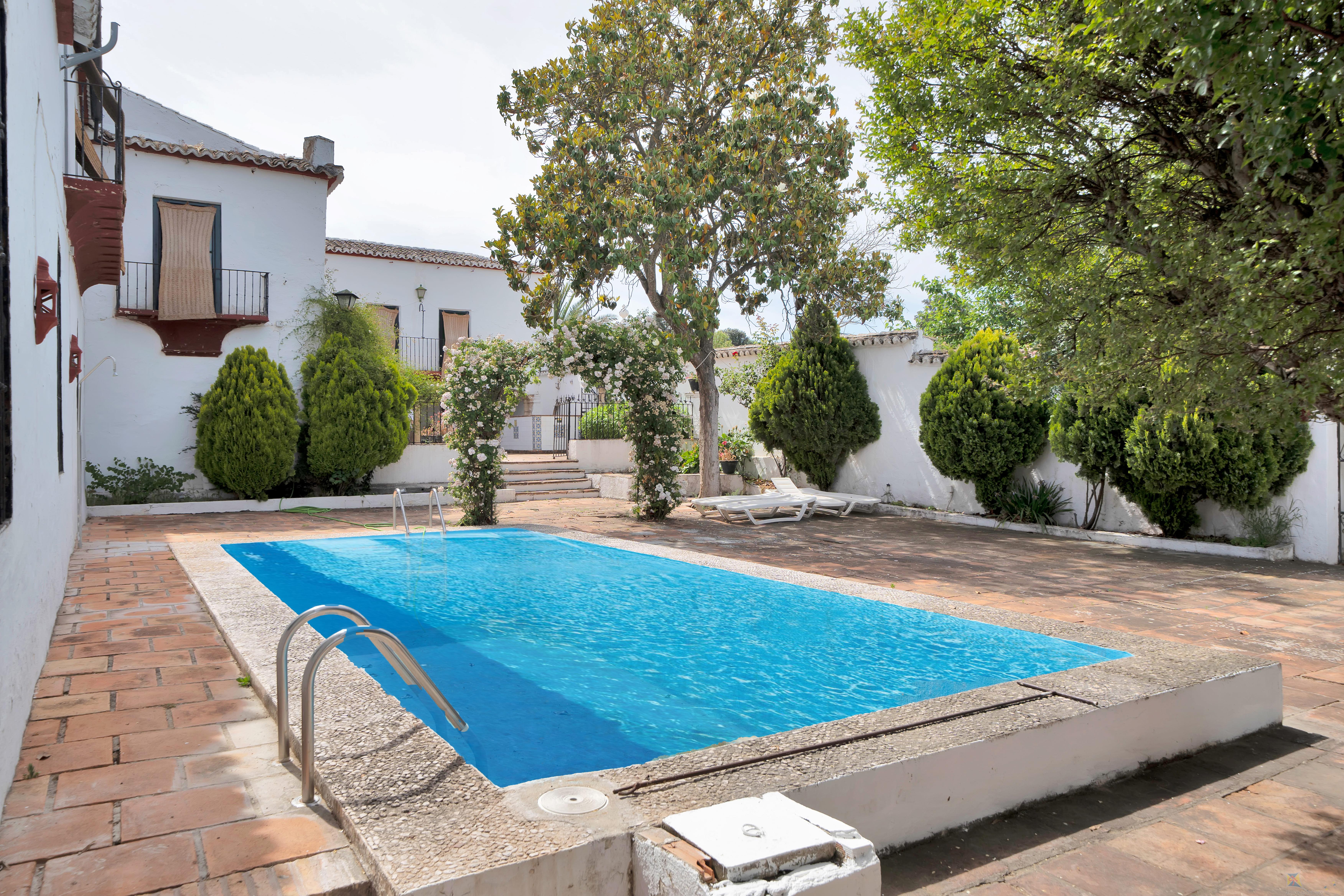 Venta de cortijo en Ronda