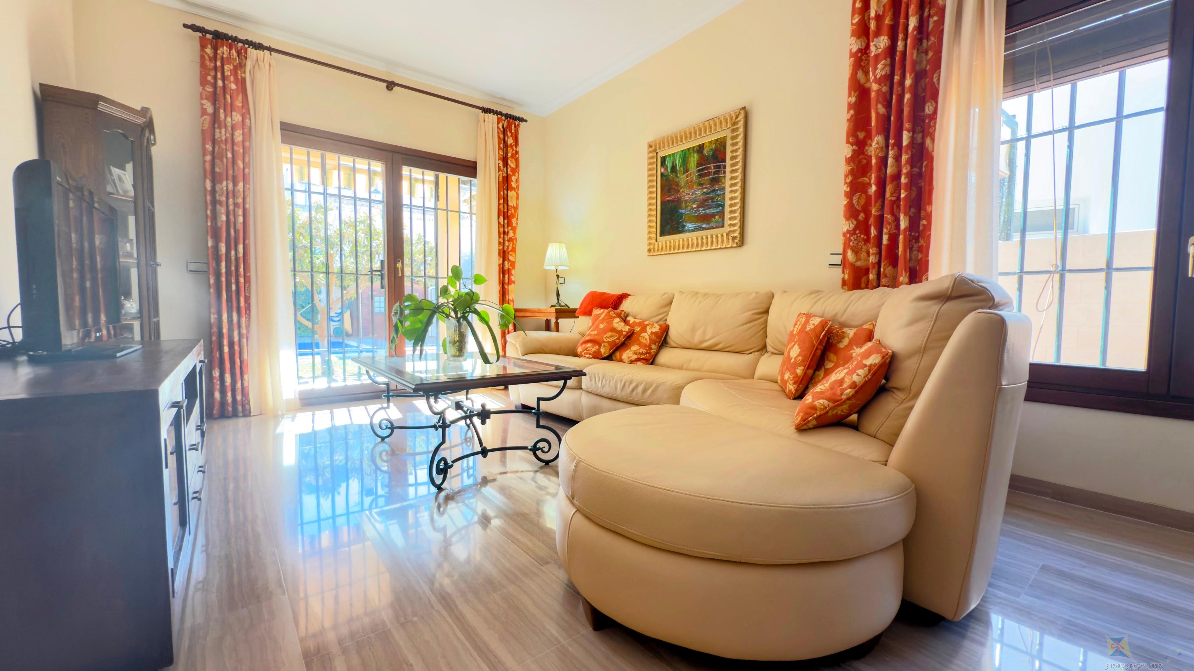 Venta de villa en Antequera