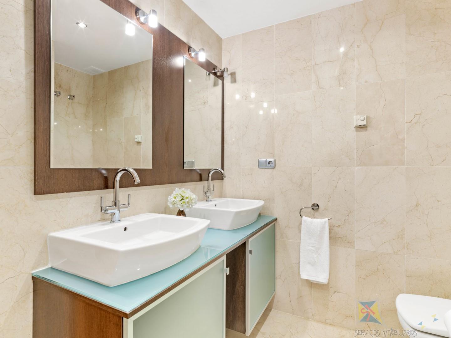 Venta de apartamento en Benahavís