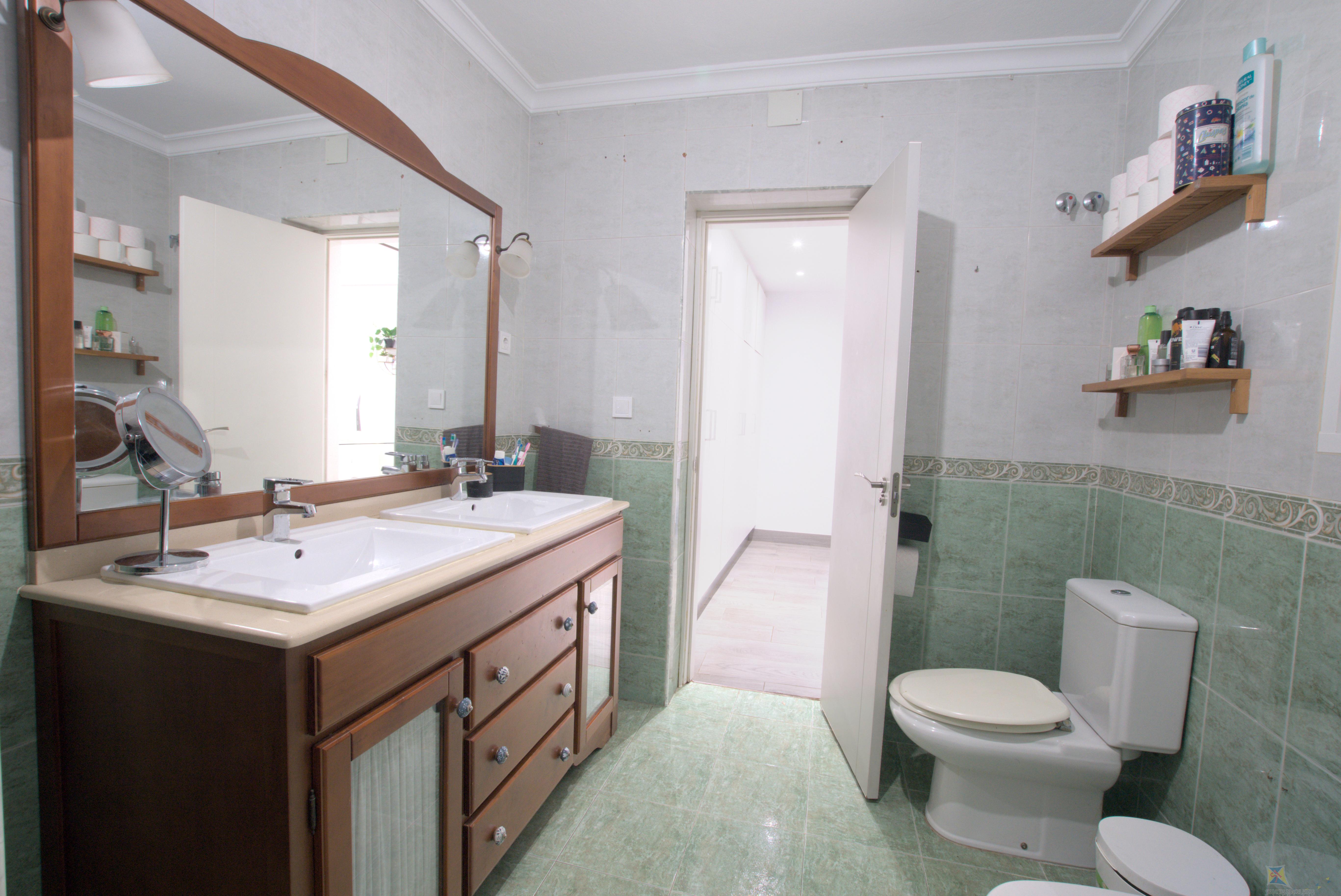 For sale of house in Alhaurín de la Torre