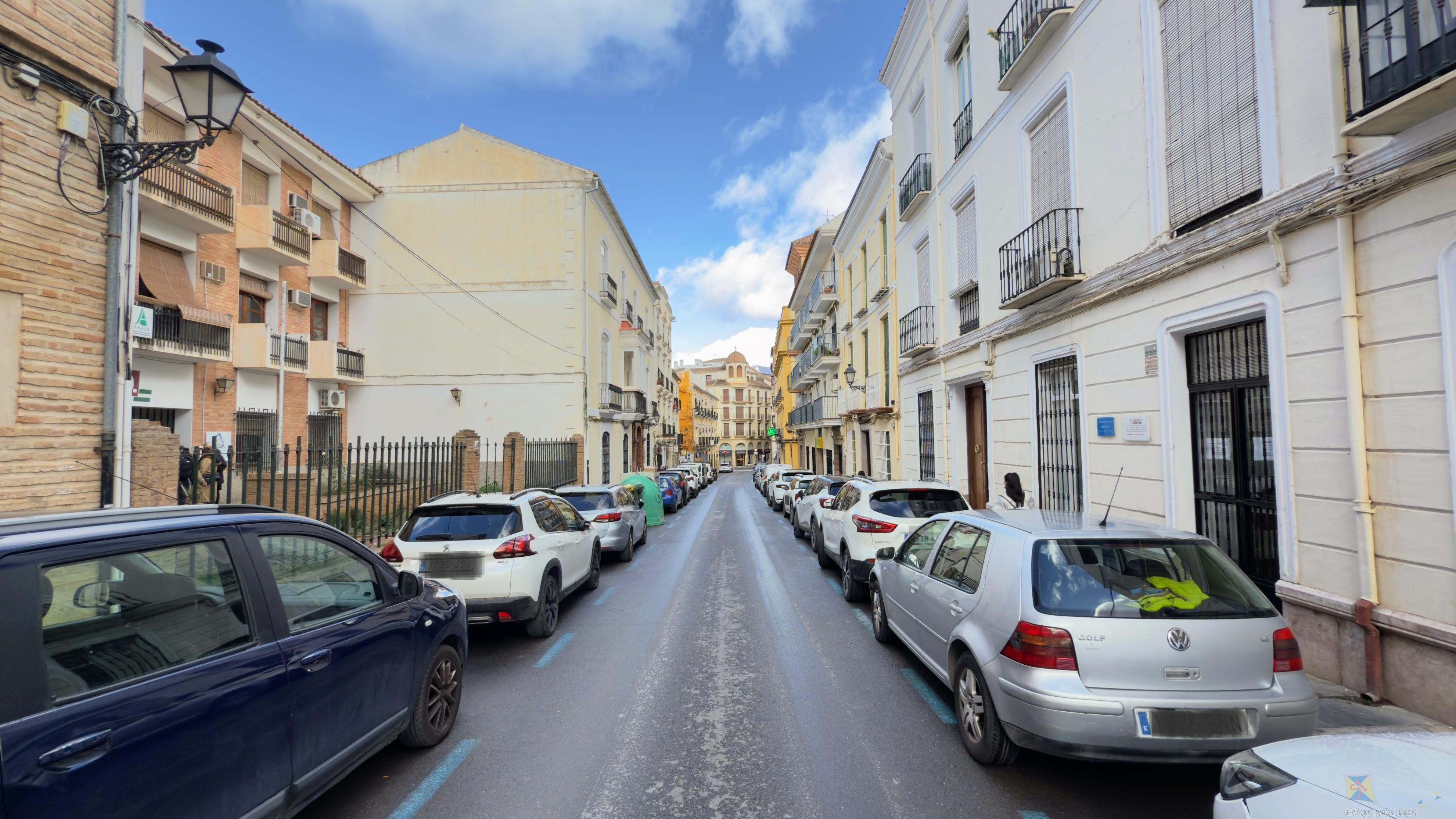 Venta de local comercial en Antequera
