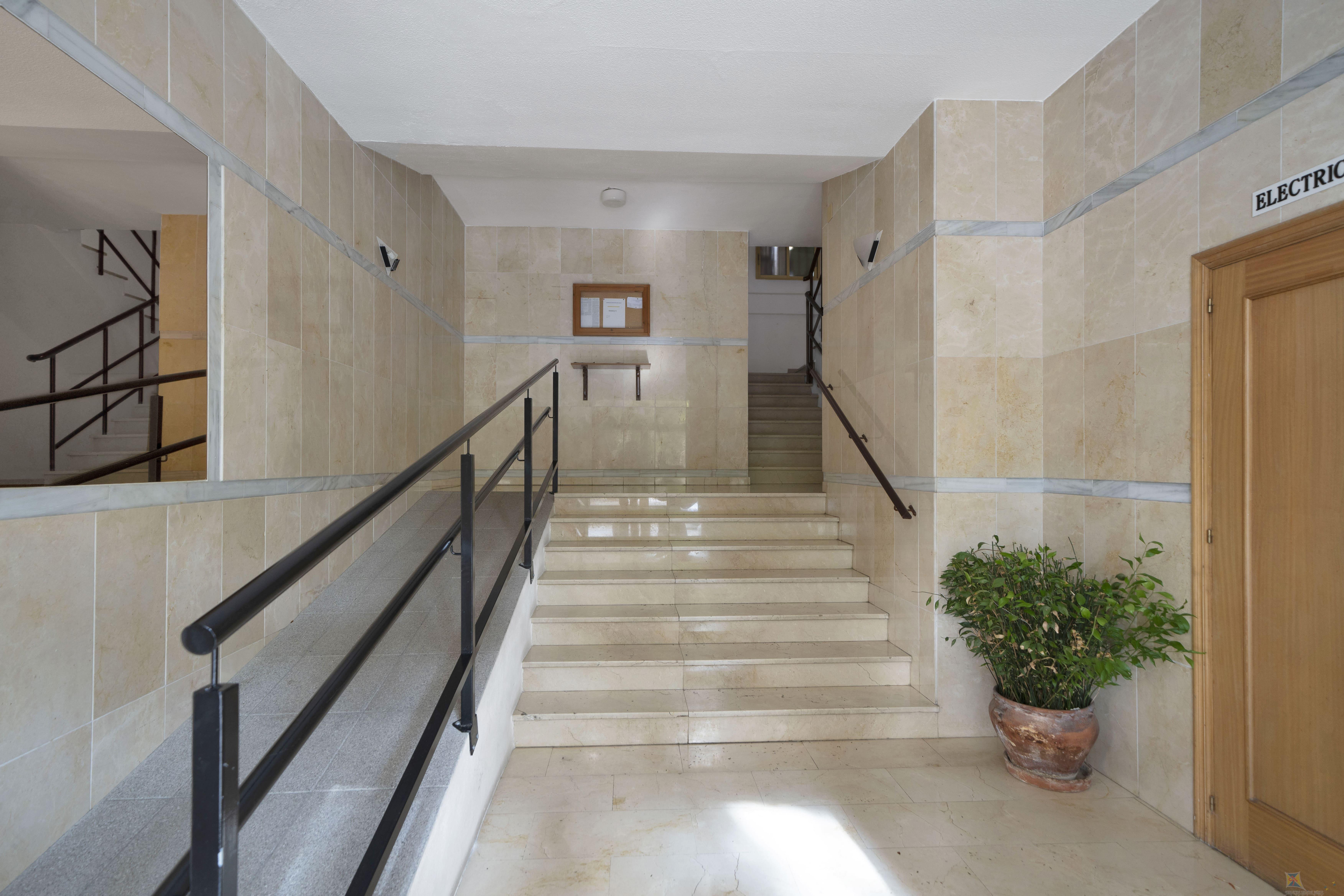 For sale of apartment in Estepona