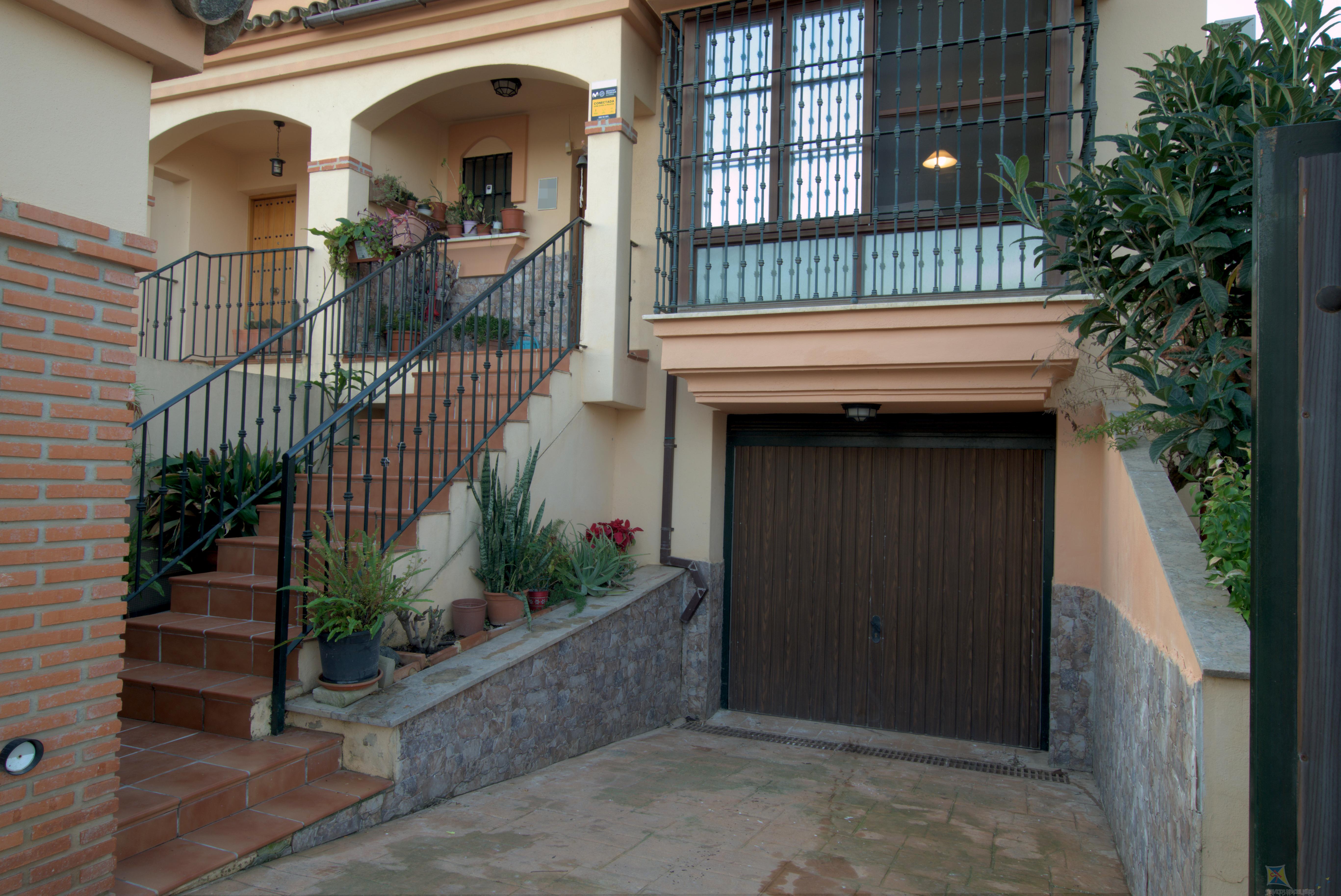 For sale of house in Alhaurín de la Torre