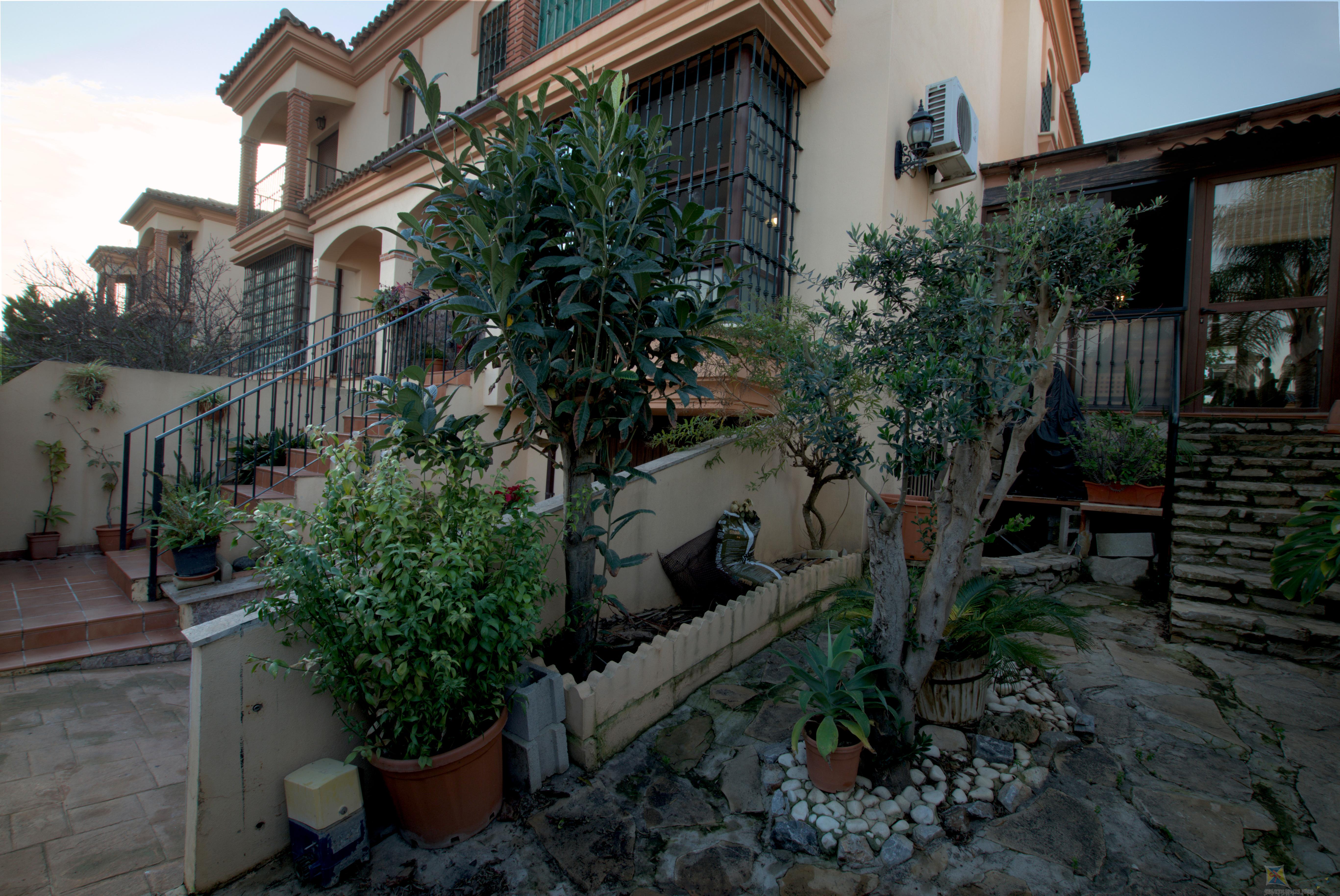 For sale of house in Alhaurín de la Torre