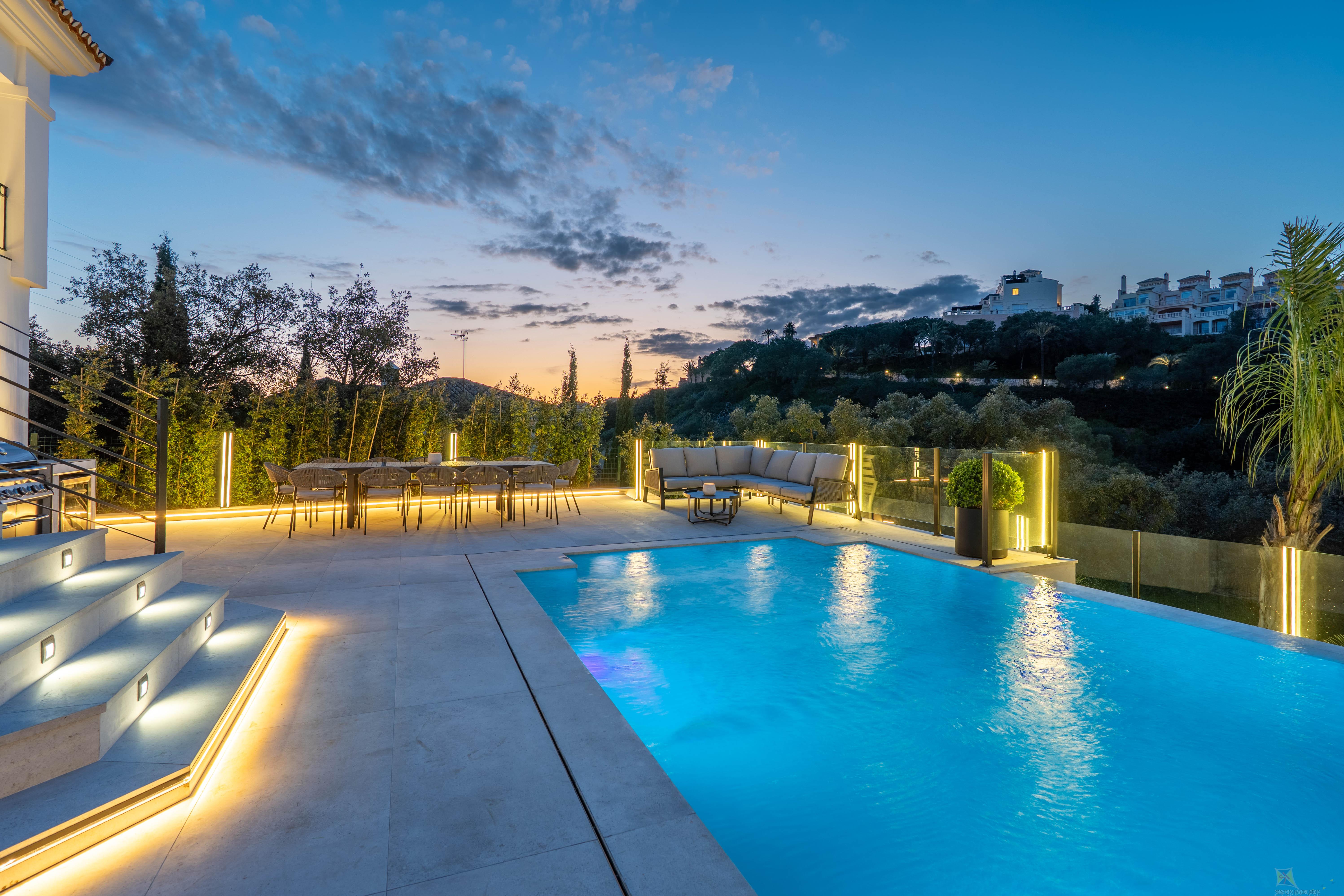 For sale of villa in Marbella