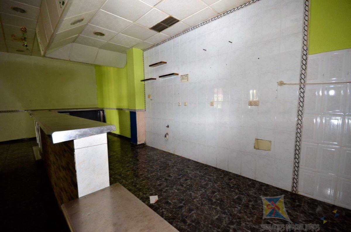 For sale of commercial in Vícar