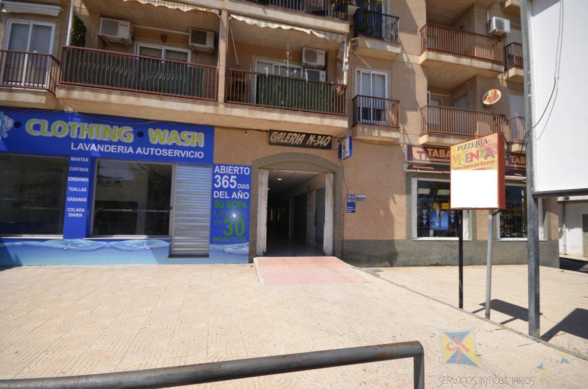 For sale of commercial in Vícar