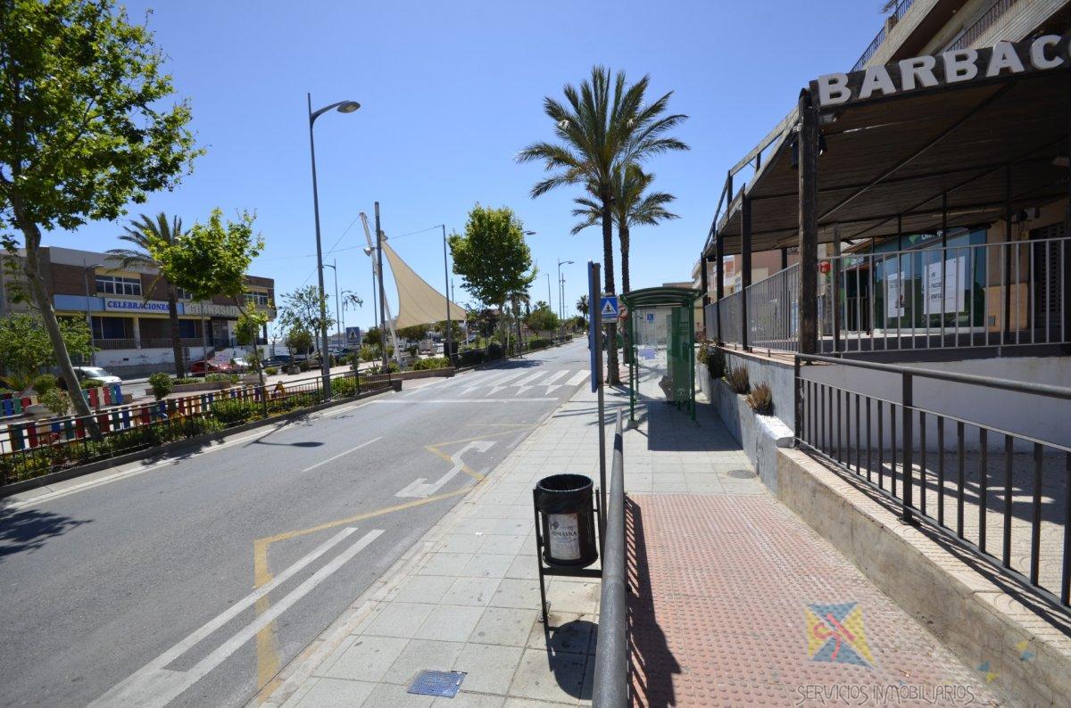 For sale of commercial in Vícar