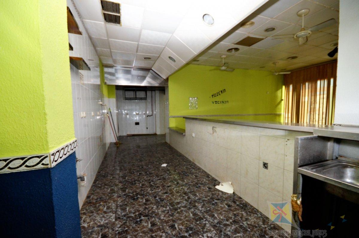 For sale of commercial in Vícar