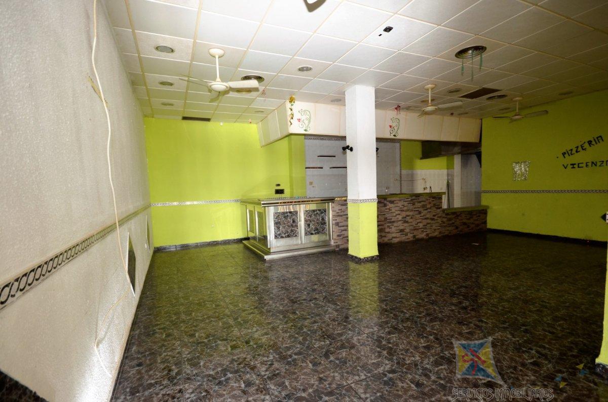 For sale of commercial in Vícar