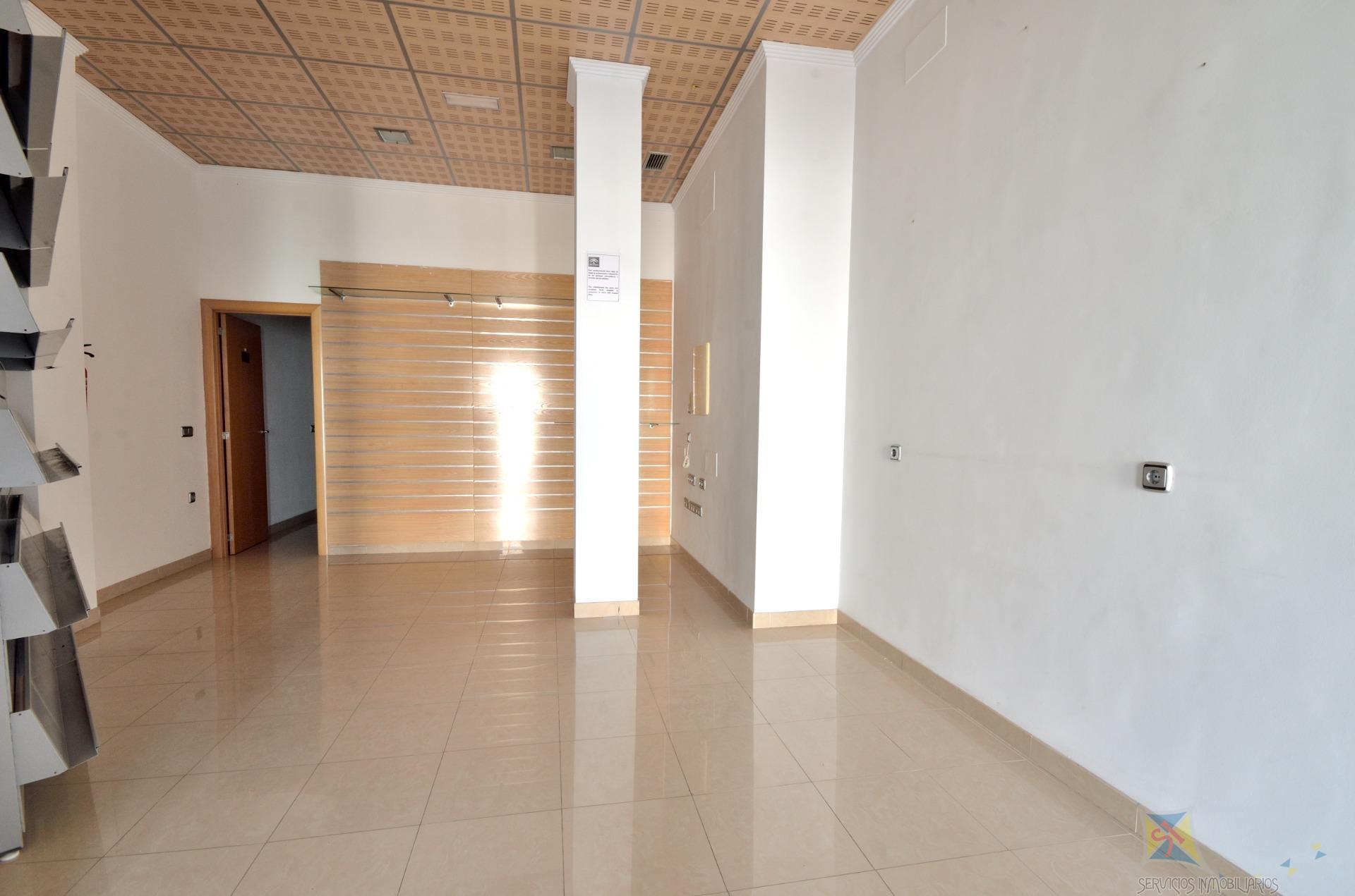 For sale of commercial in Vícar