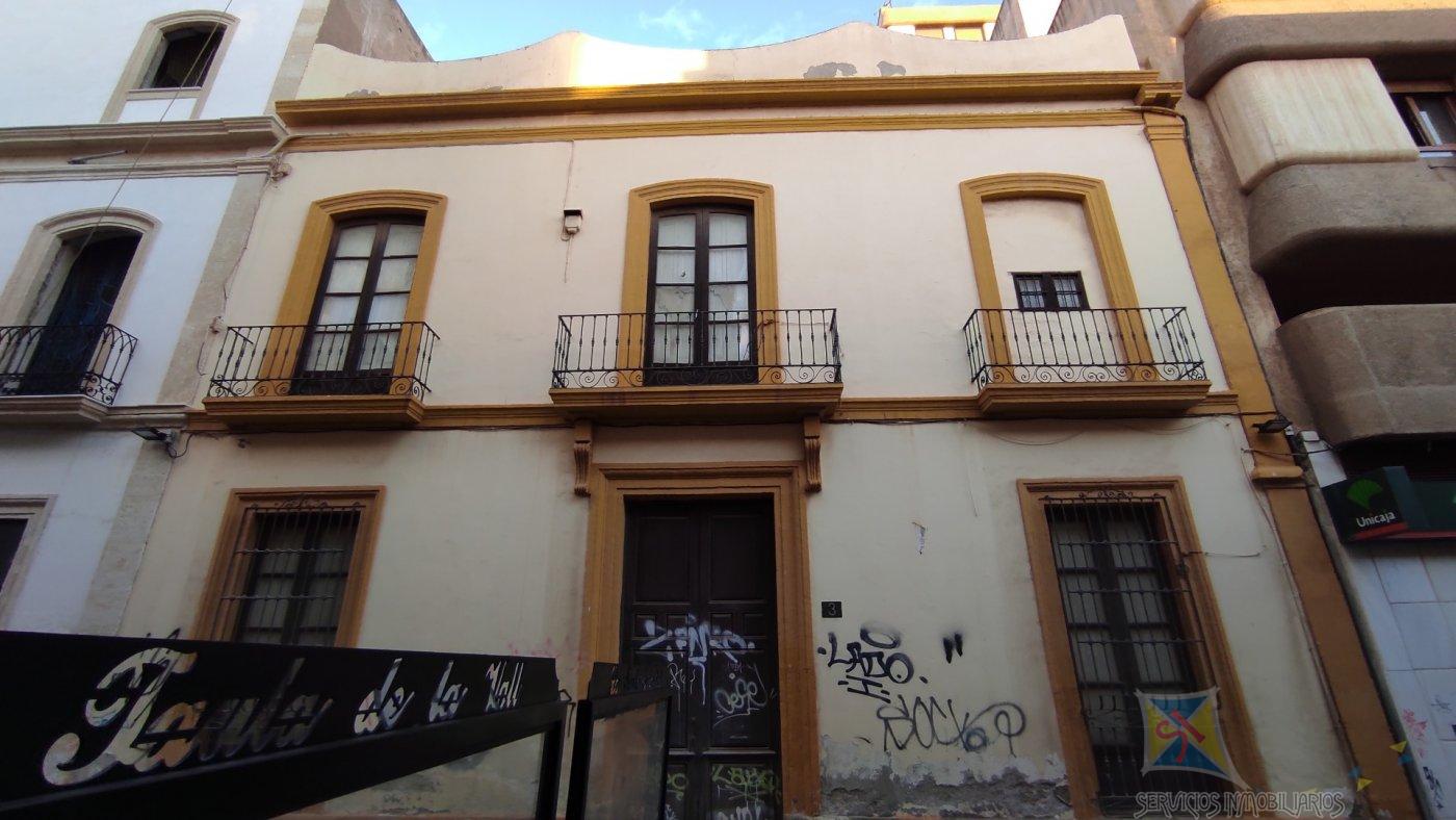 Venta de edificio en Almería