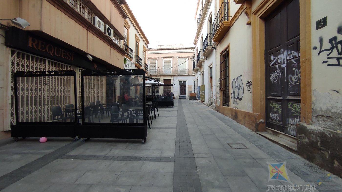 Venta de edificio en Almería