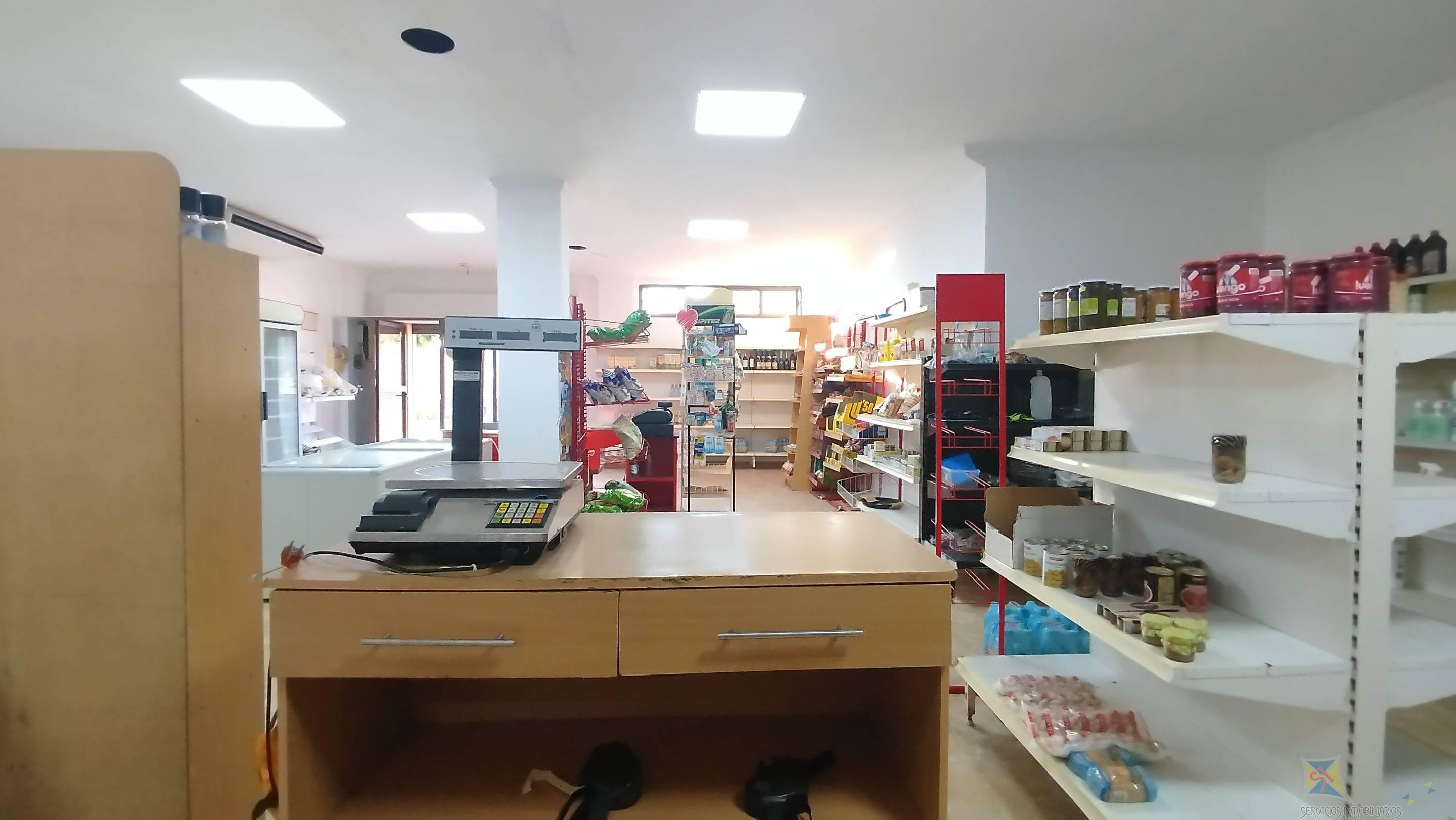 For rent of commercial in Vícar
