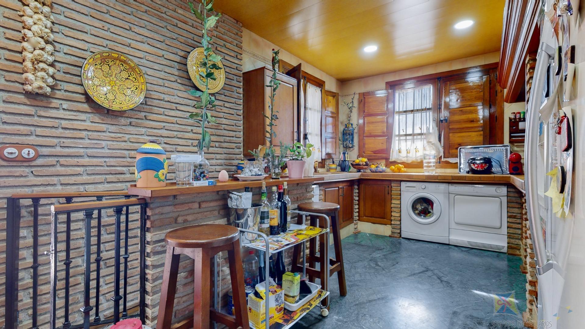 For sale of villa in Antequera