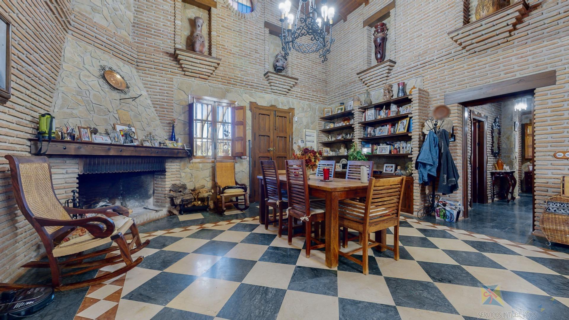 For sale of villa in Antequera