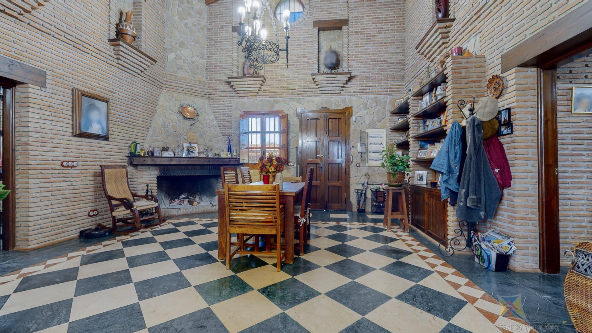 For sale of villa in Antequera