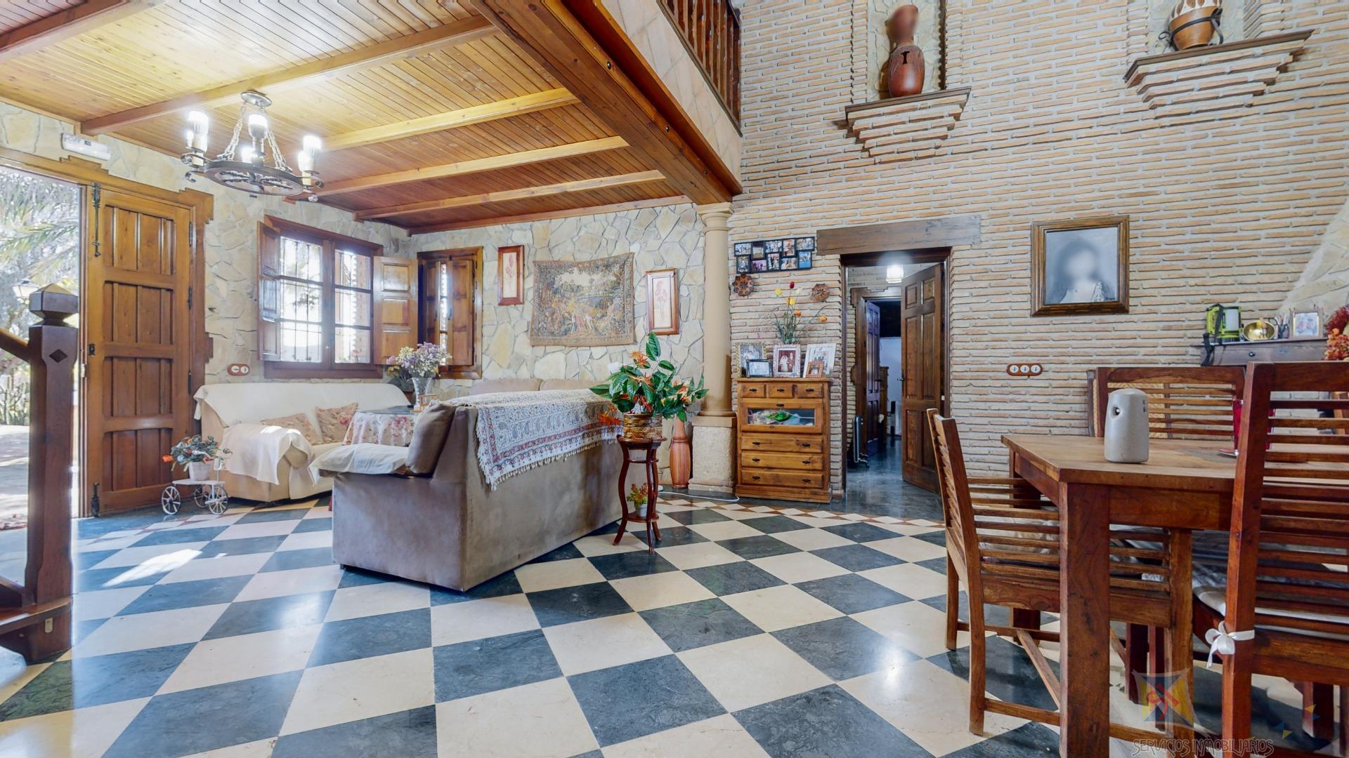For sale of villa in Antequera