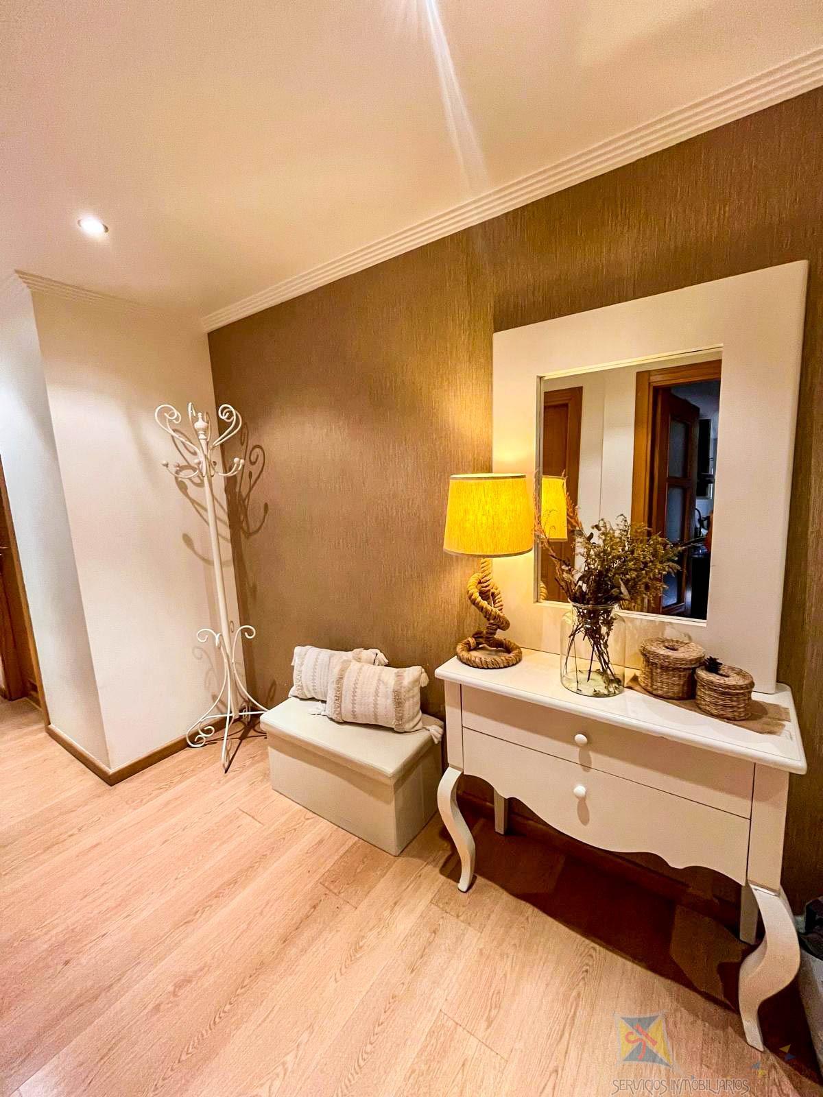 For sale of flat in Jaén